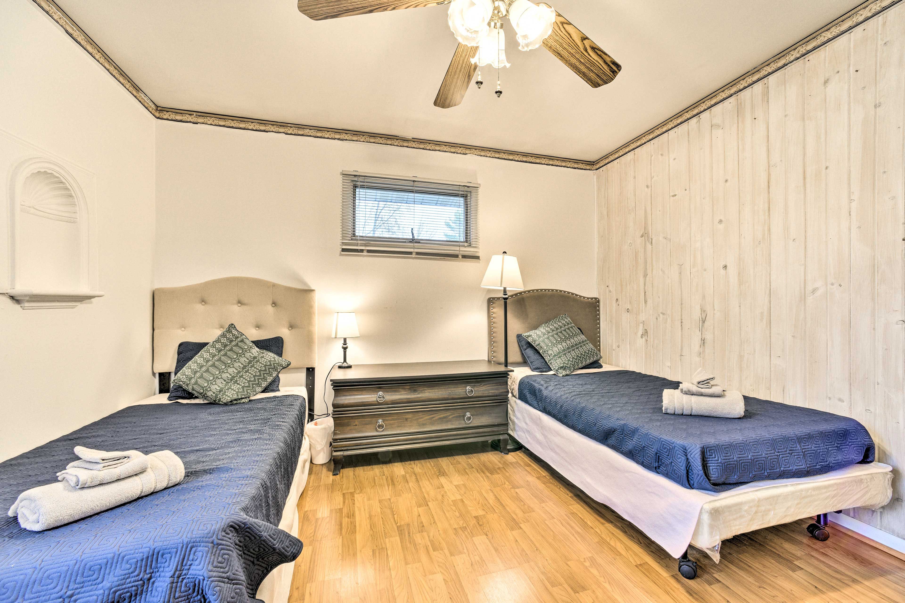 Bedroom 4 | 2 Twin Beds | 1st Floor