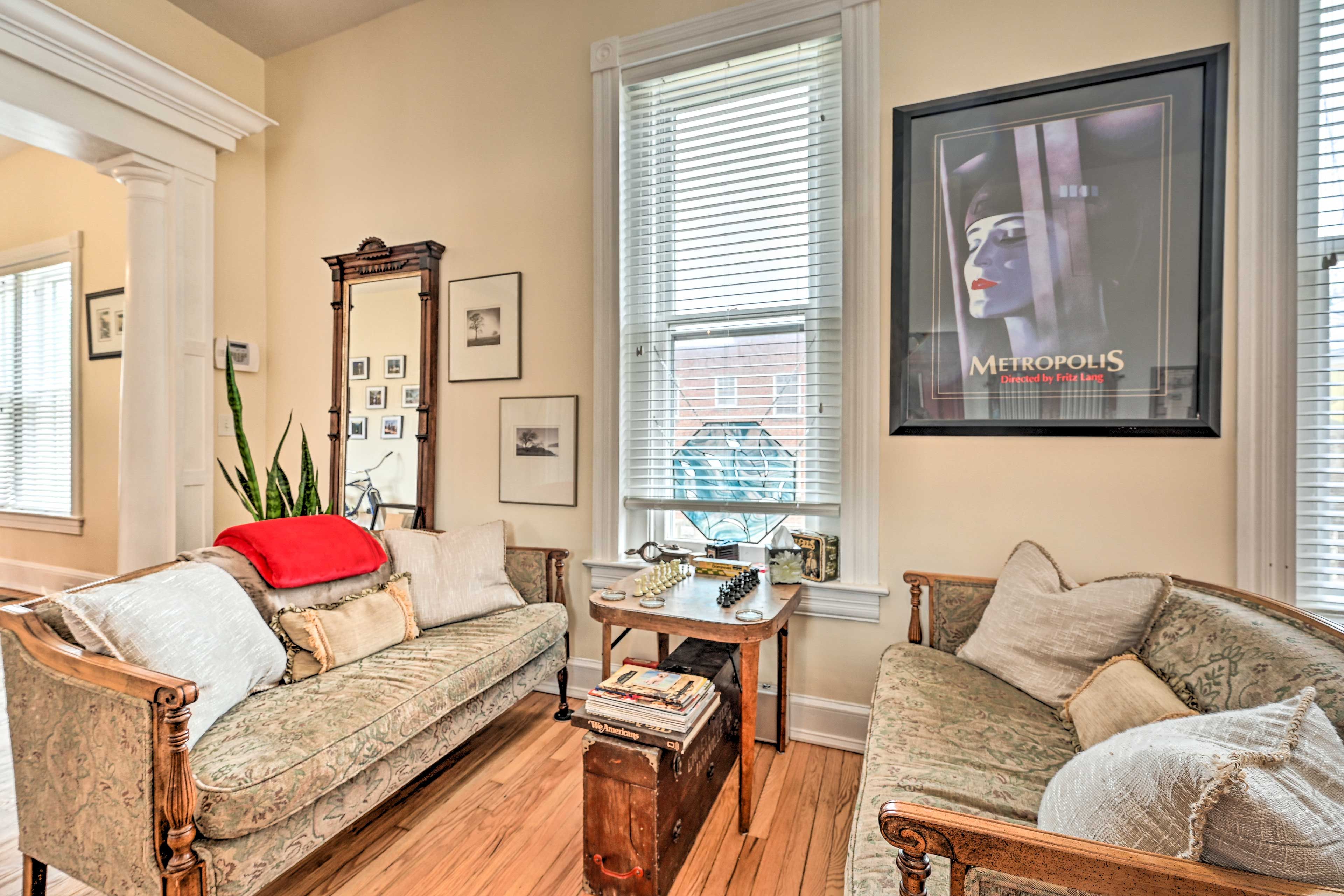Living Room | Central A/C + Heating