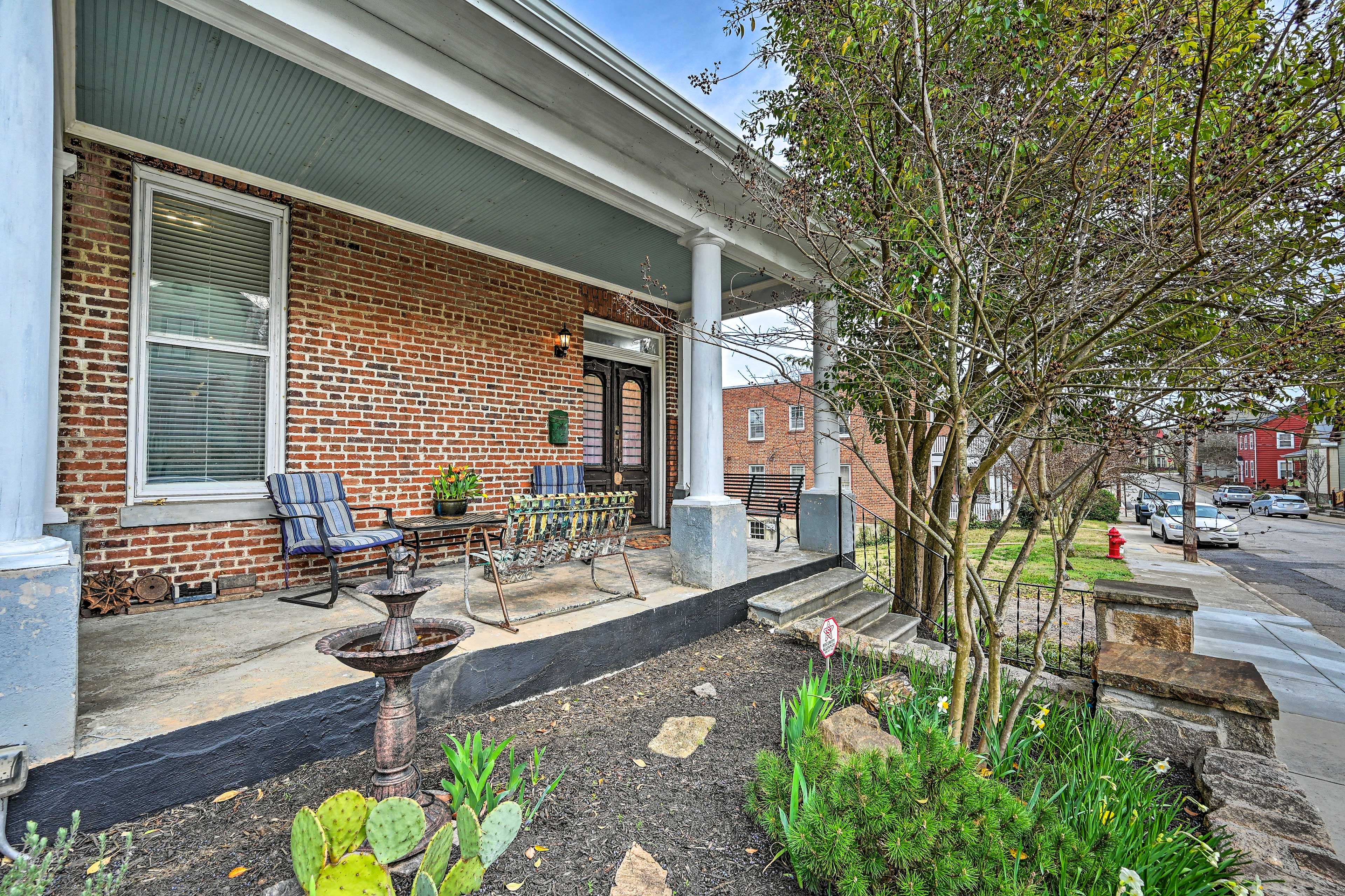 Property Exterior | Front Porch