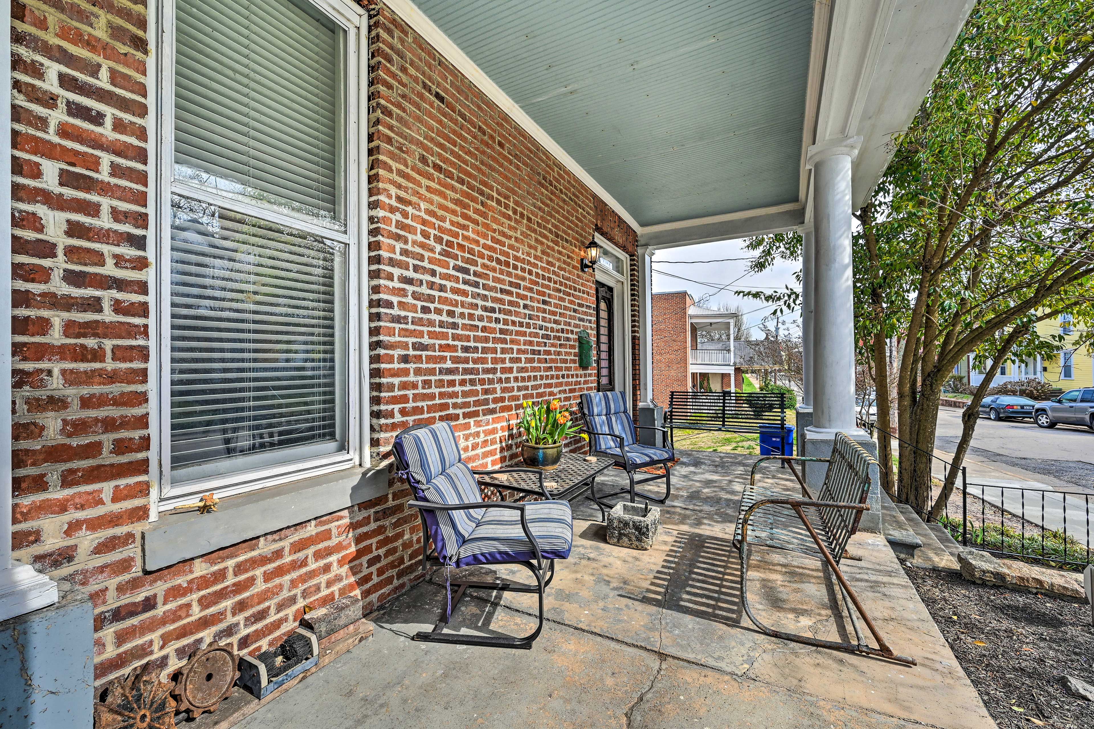 Property Exterior | Front Porch