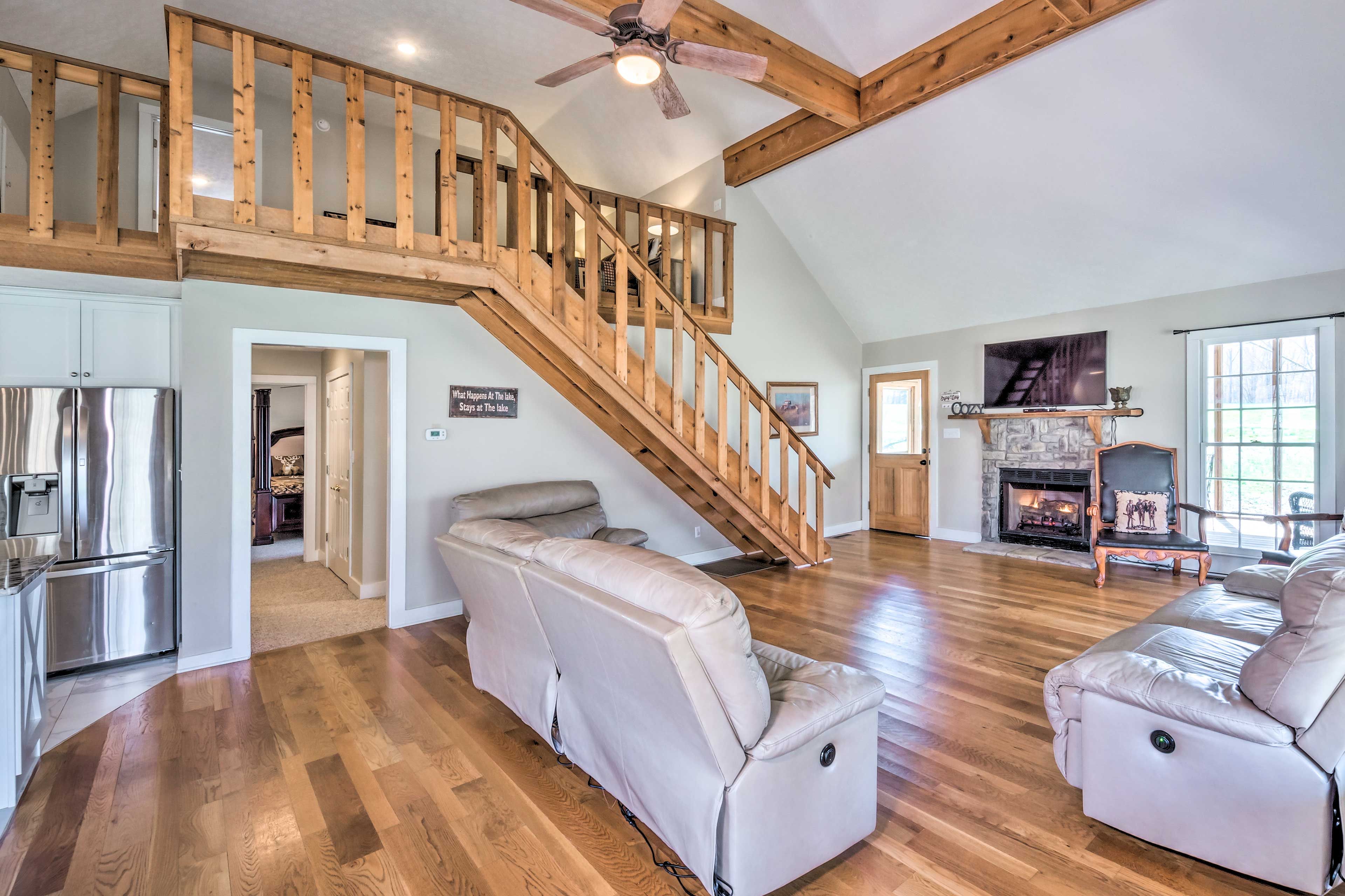 Living Room | Recliner Sofas & Chair