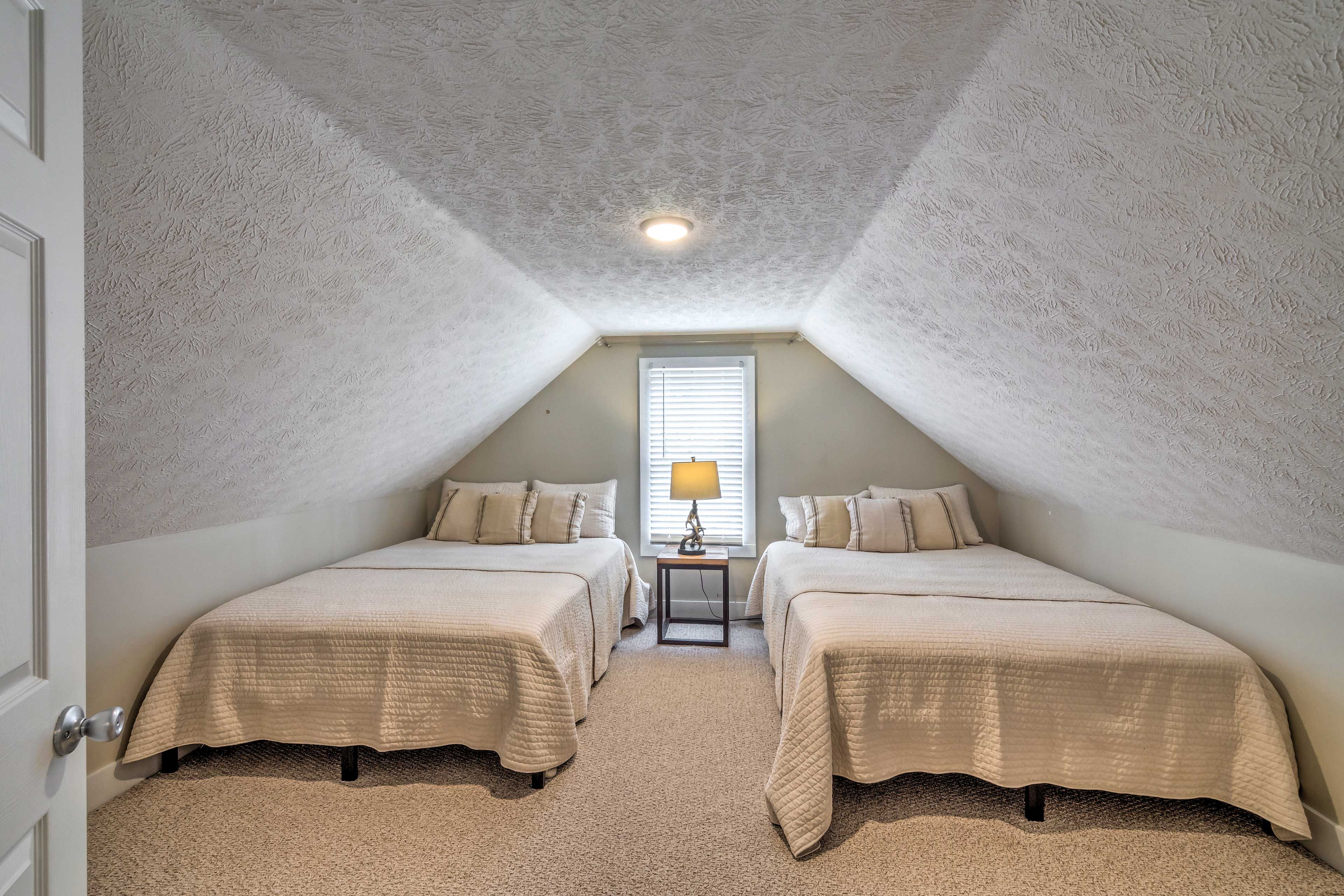 Bedroom 3 | 2 Queen Beds | 2nd Floor