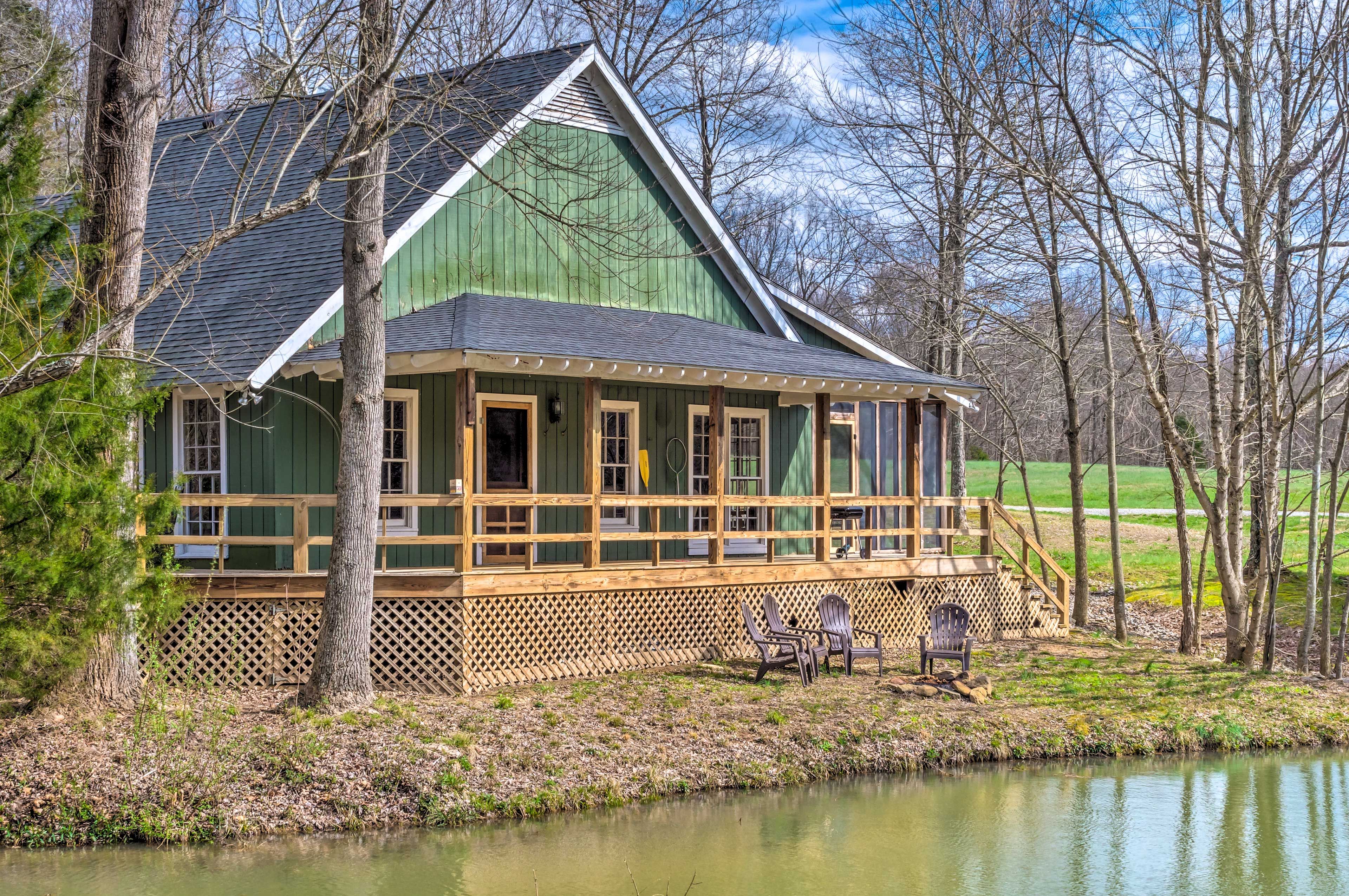 Lewisburg Vacation Rental | 3BR | 2BA | 1,100 Sq Ft | Stairs Required for Access