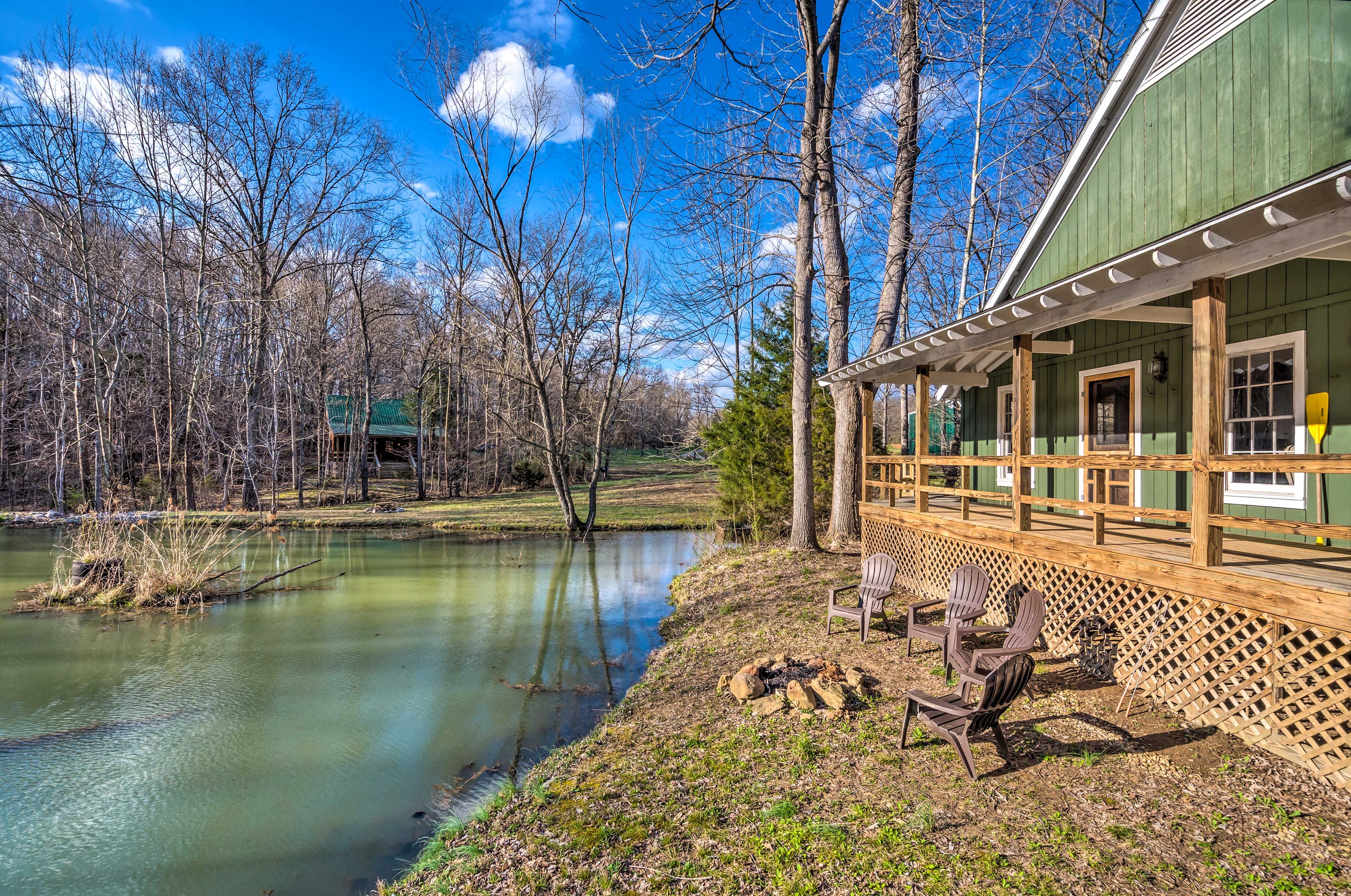 Cabin Exterior | Wood-Burning Fire Pit