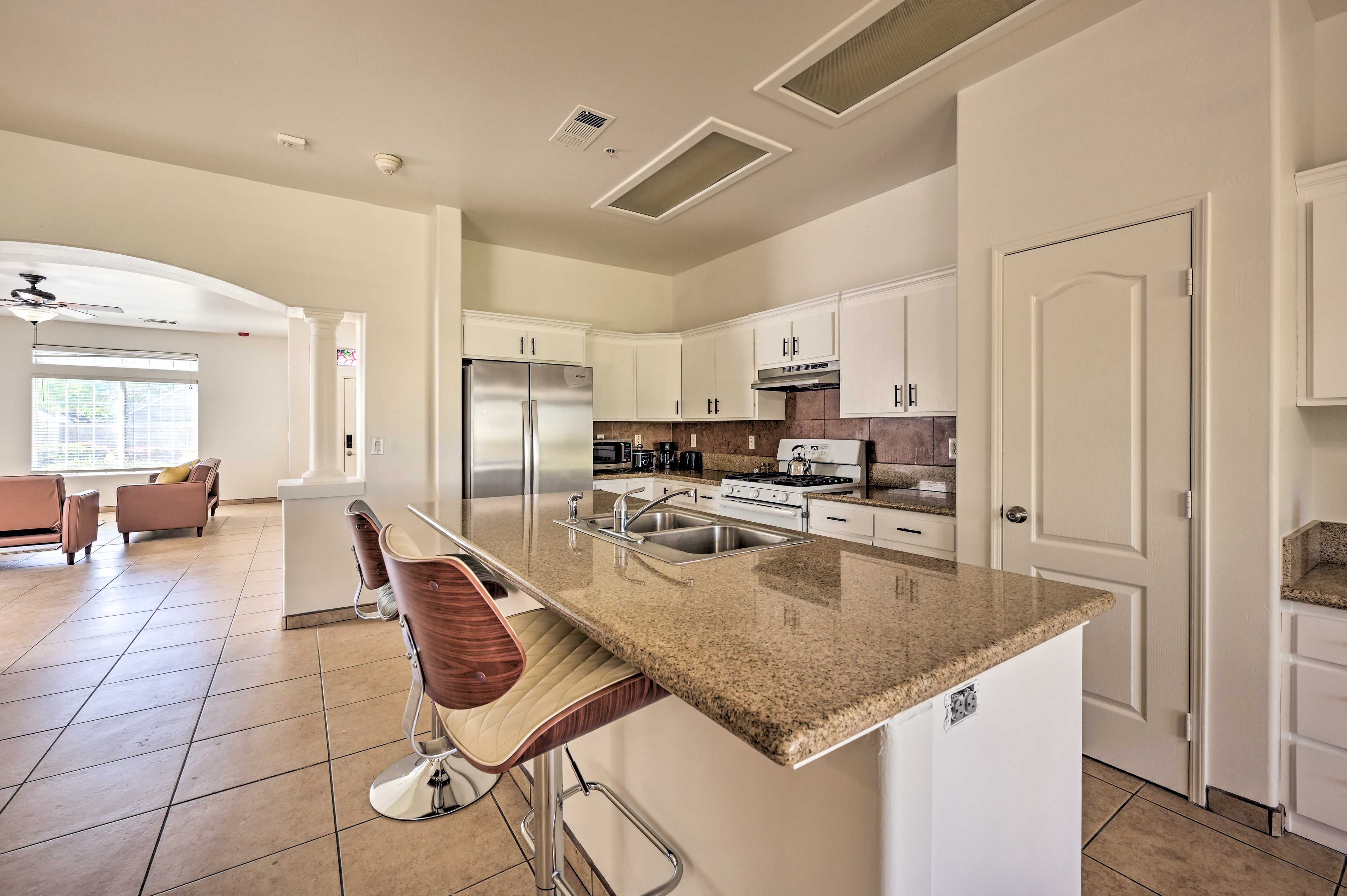Kitchen | Fully Equipped | Cooking Basics | Dishware/Flatware | Coffee Maker