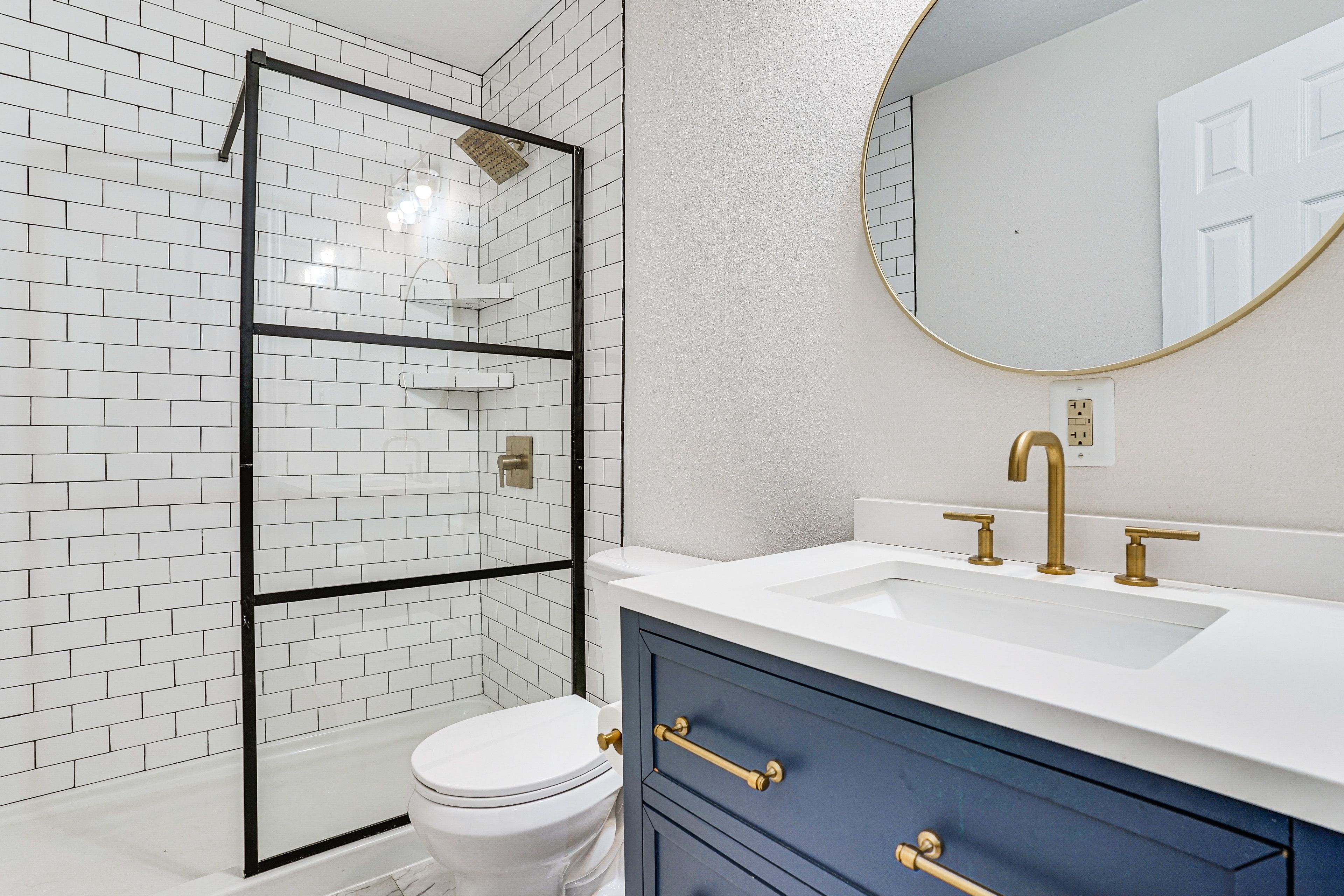 En-Suite Bathroom