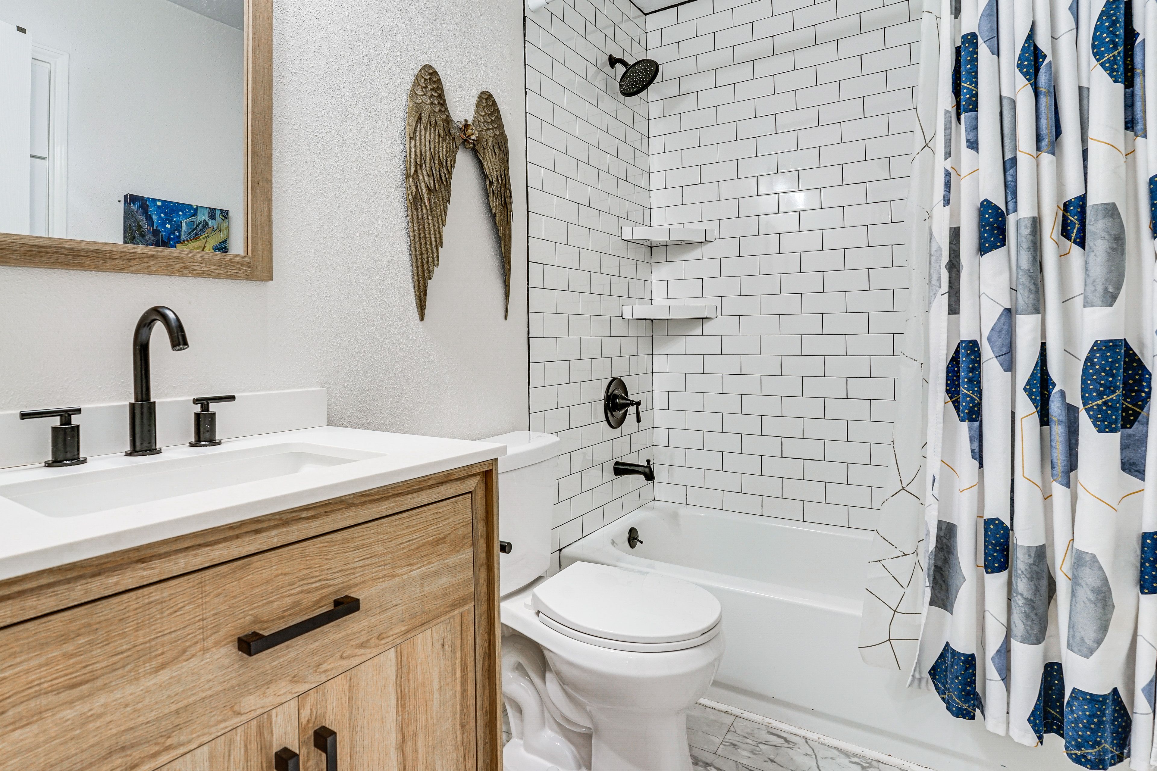 Full Bathroom