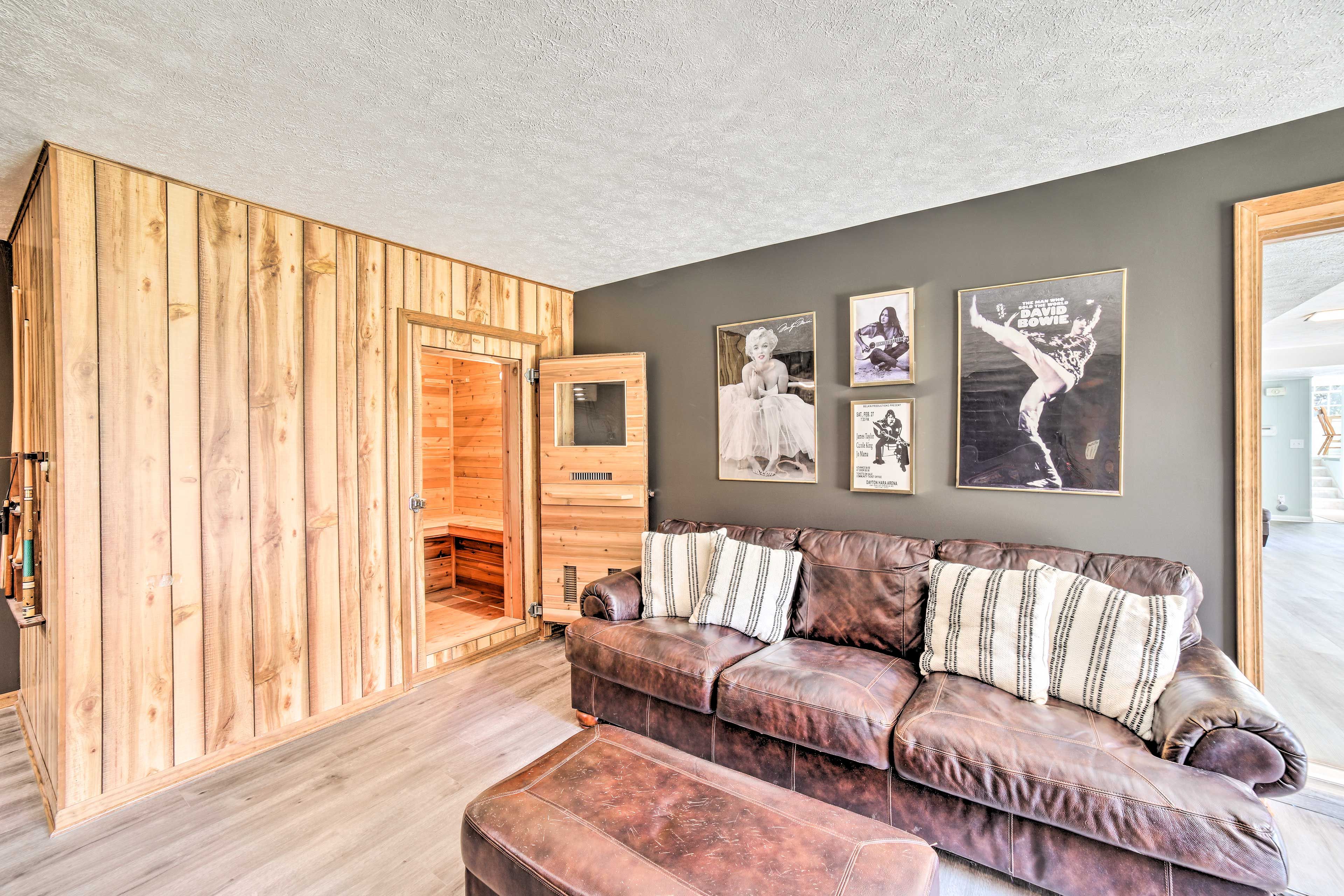 Game Room | Indoor Sauna