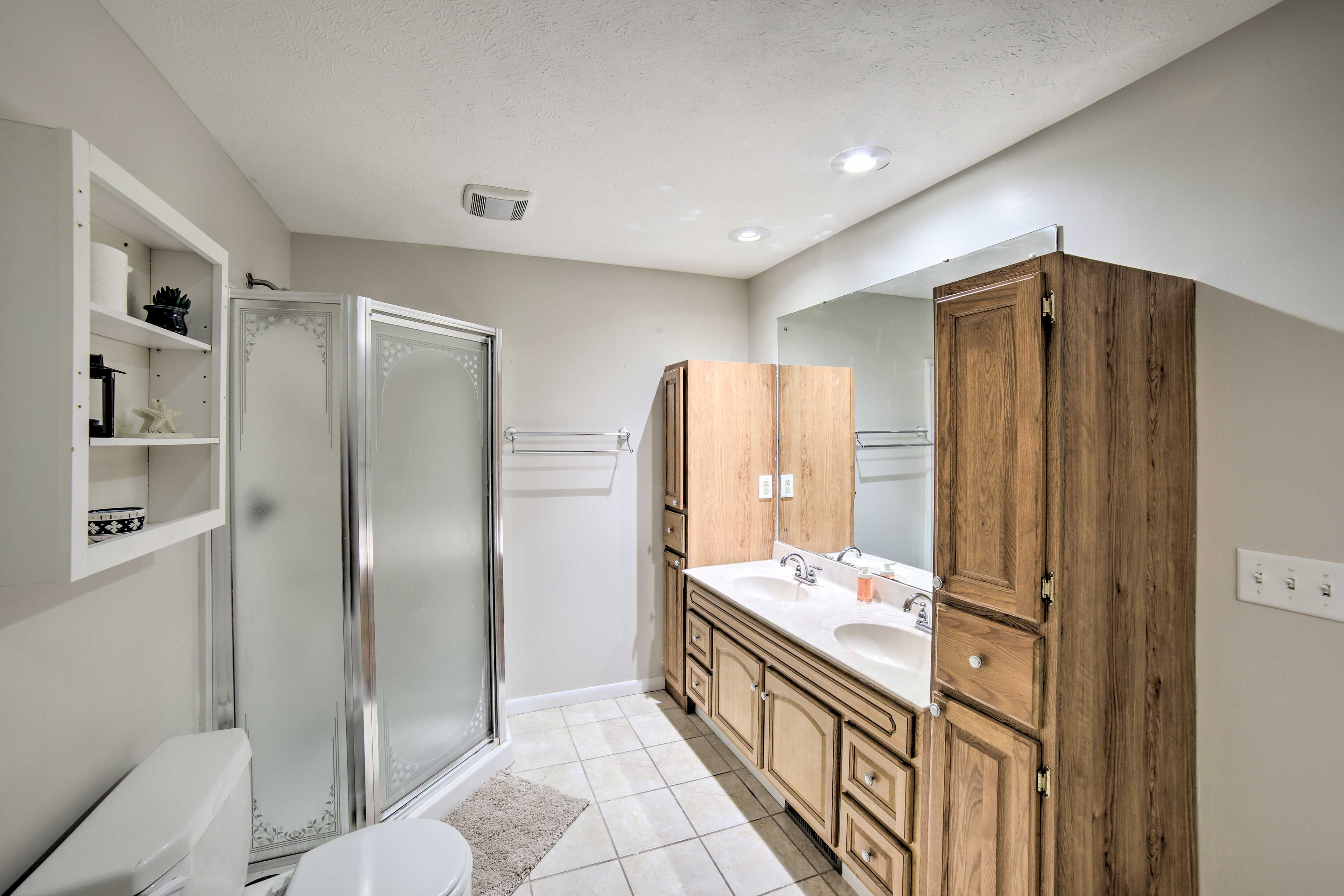 En-Suite Bathroom
