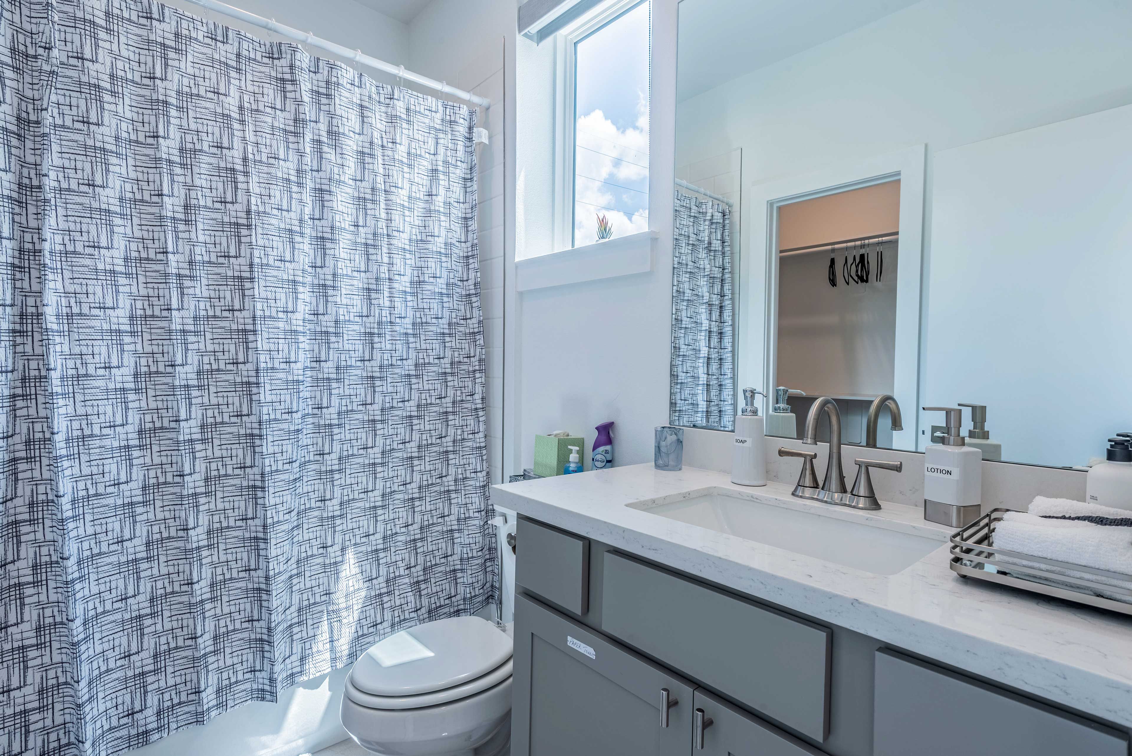 En-Suite Bathroom