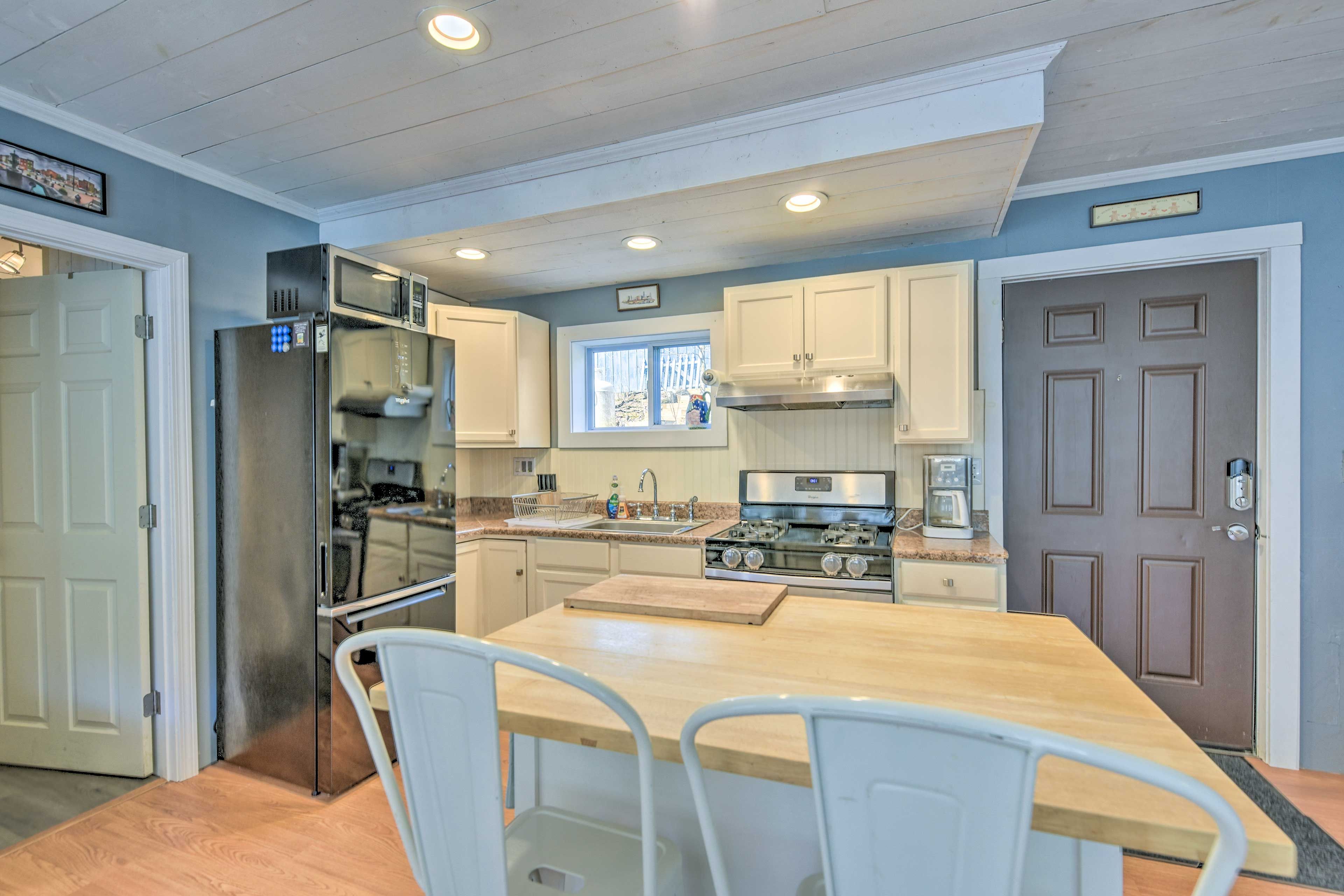 Well-Equipped Kitchen | Cooking Basics