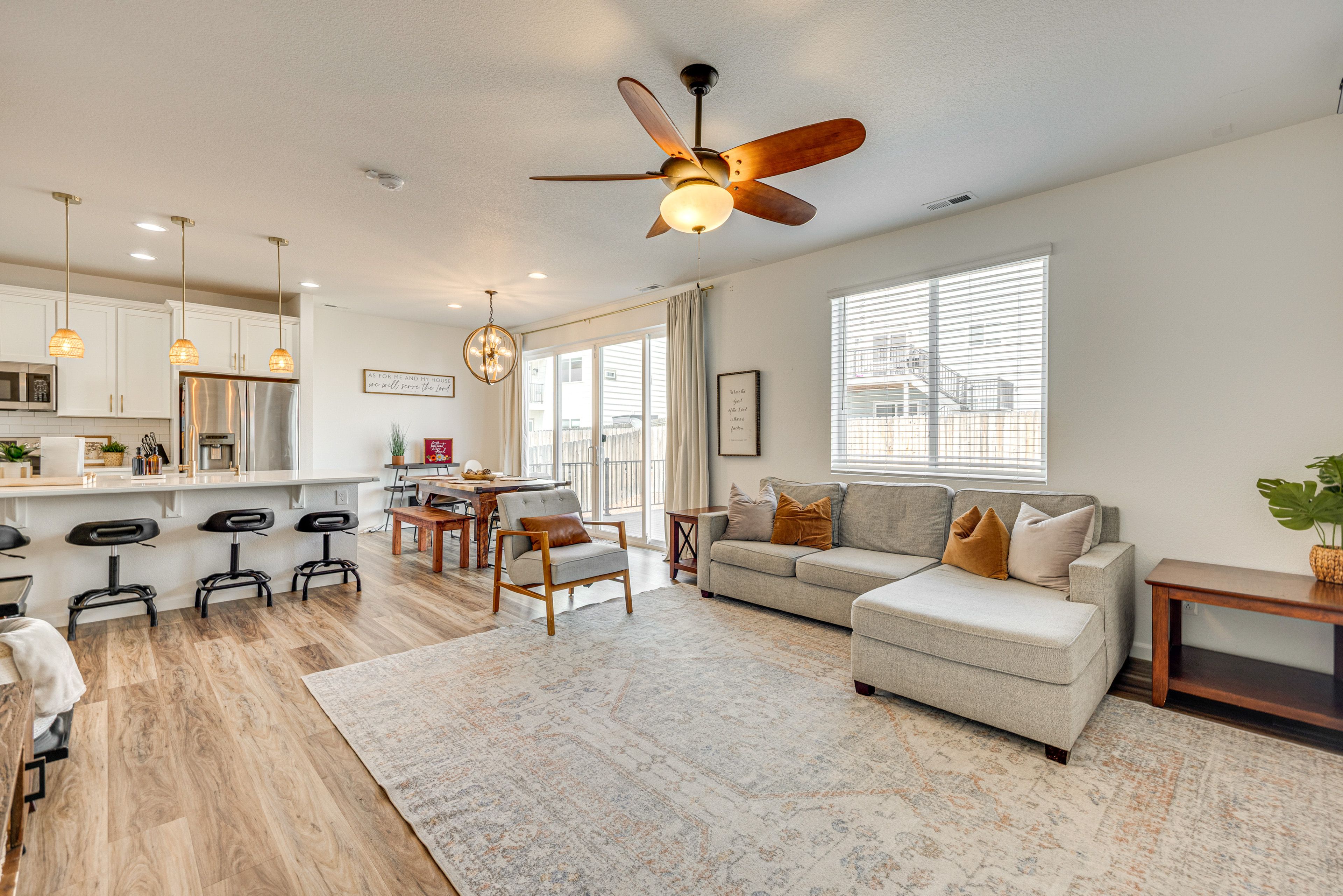 Interior | Open Floor Plan | Free WiFi