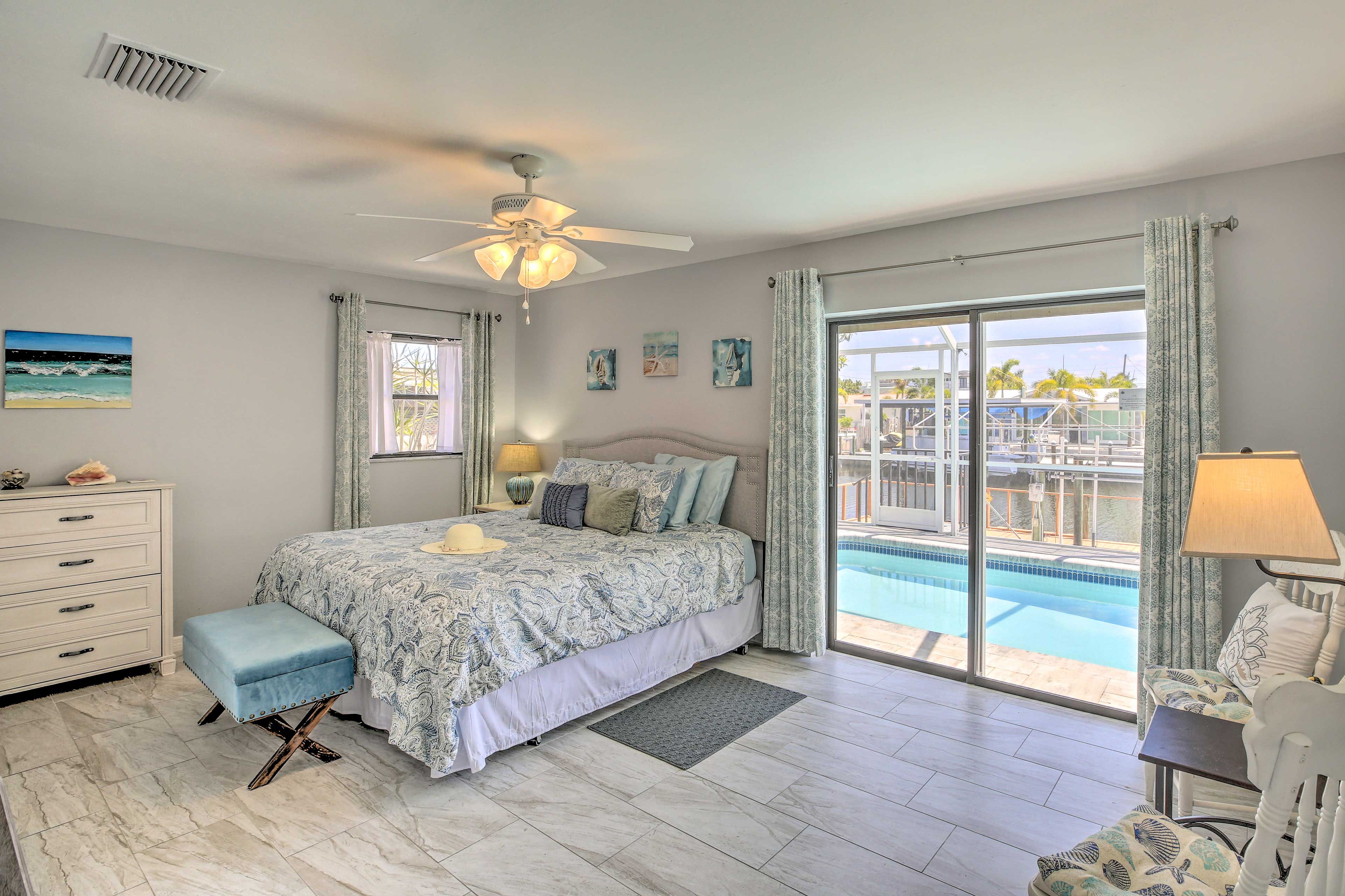 Bedroom 1 | Main Level | King Bed