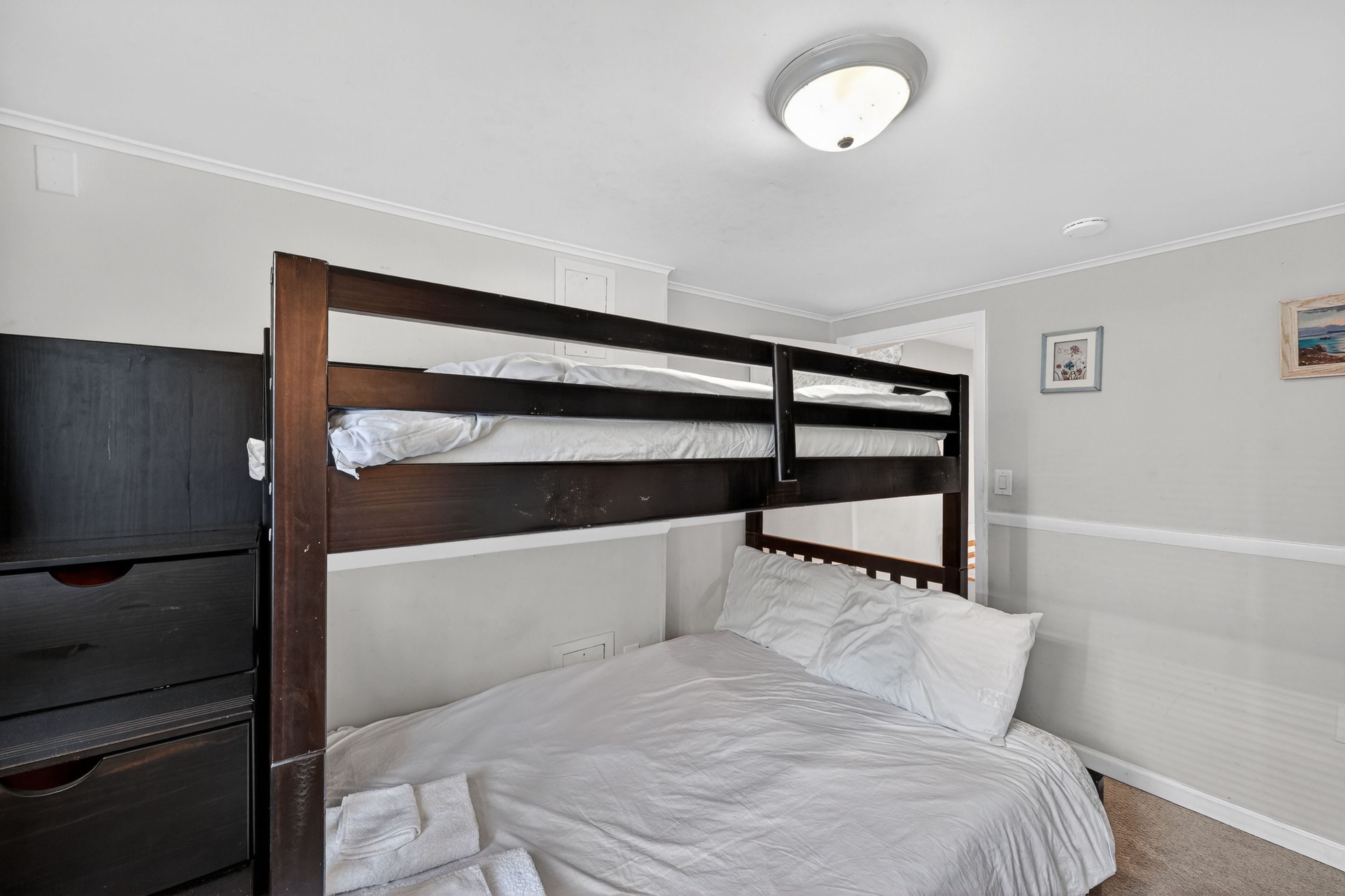 Bedroom 5 | Twin/Full Bunk Bed | Basement