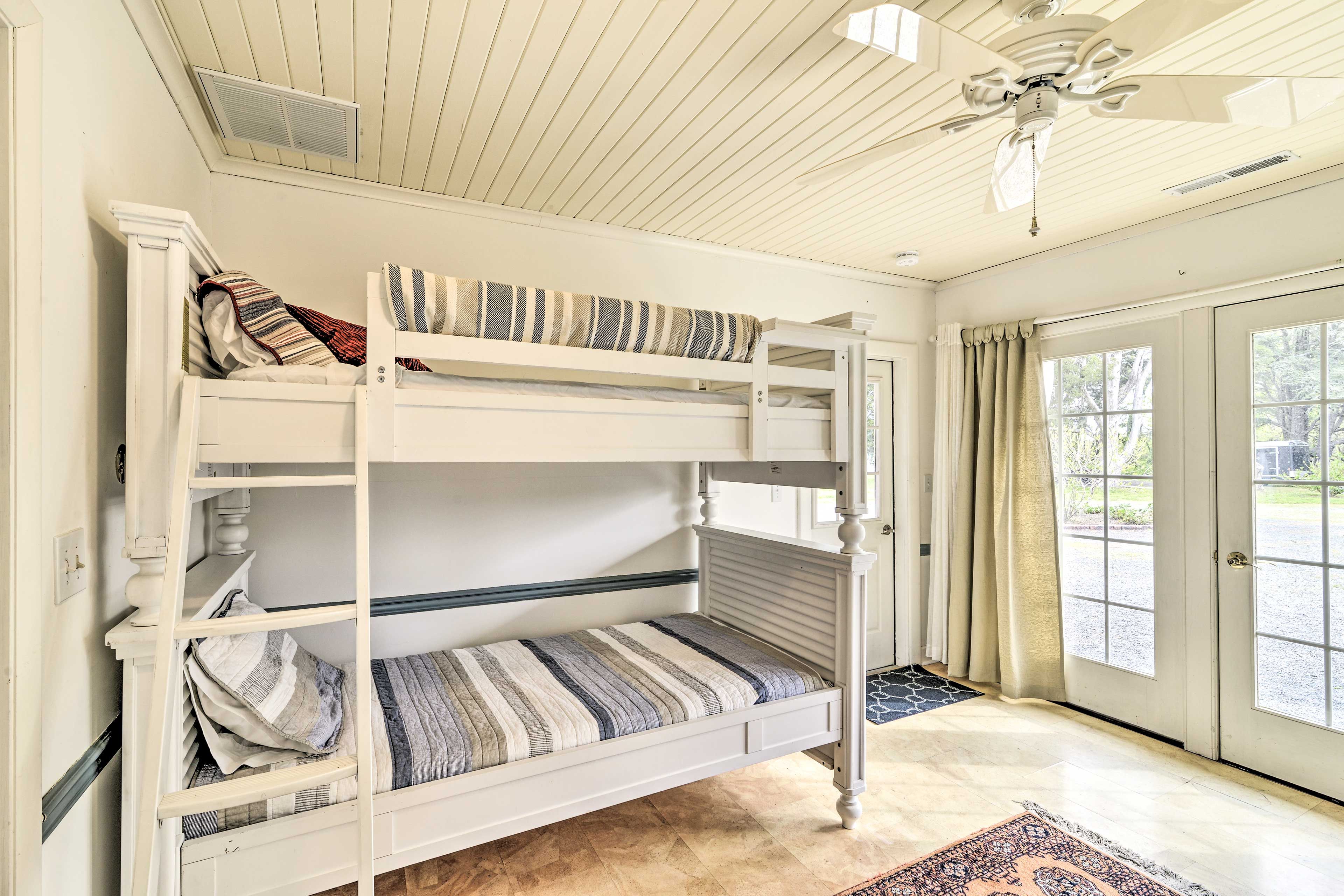 Bedroom 4 | 2 Twin Bunk Beds