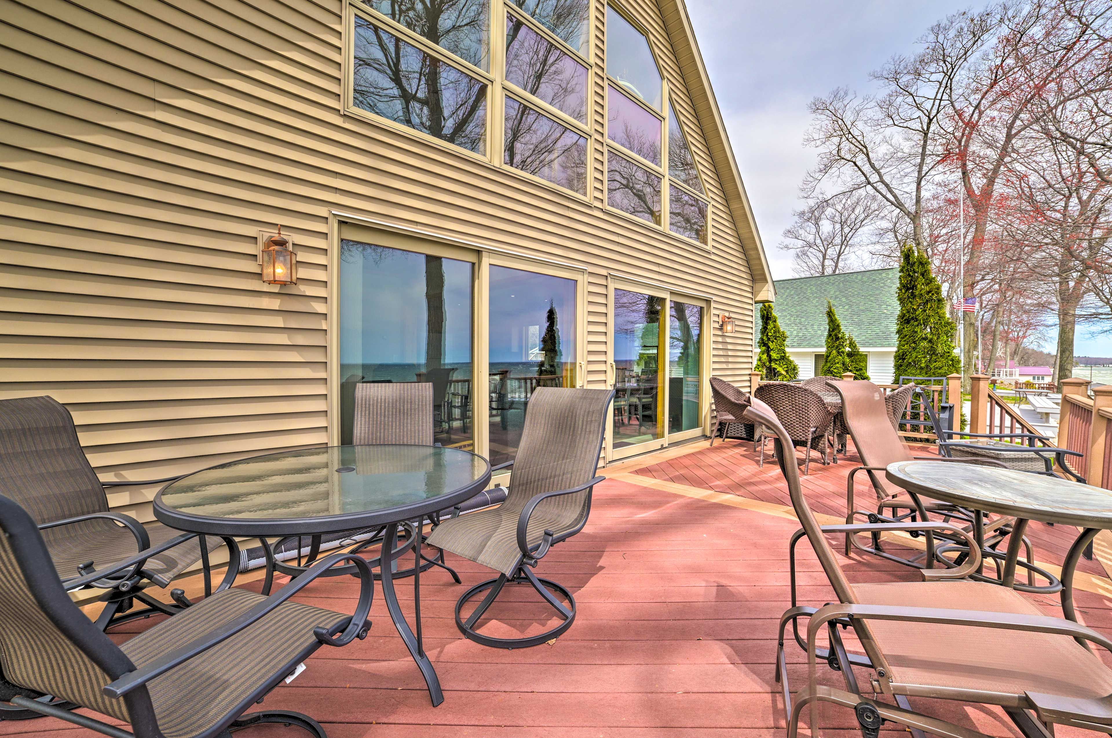 Private Deck