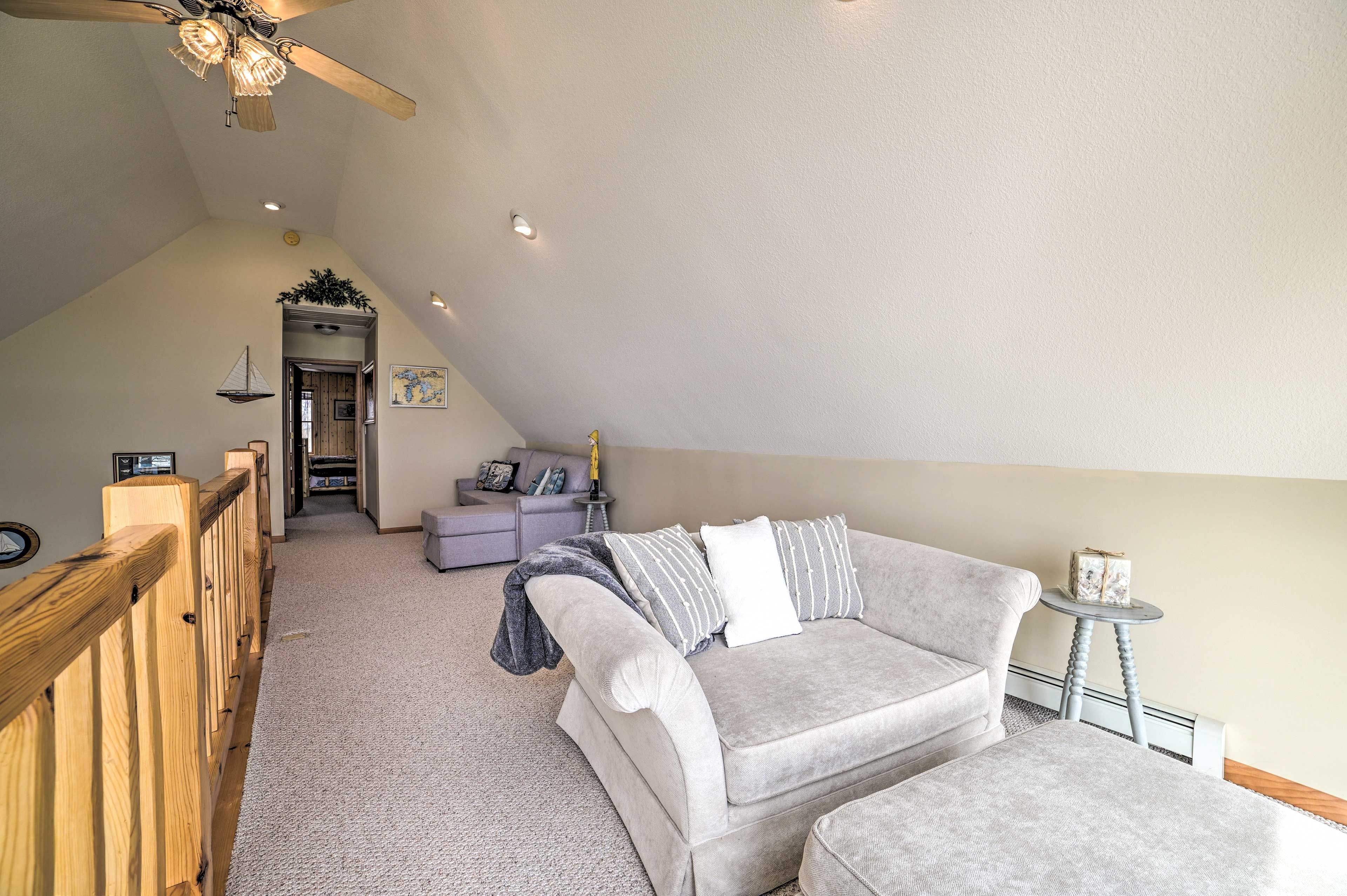 Upstairs Living Area