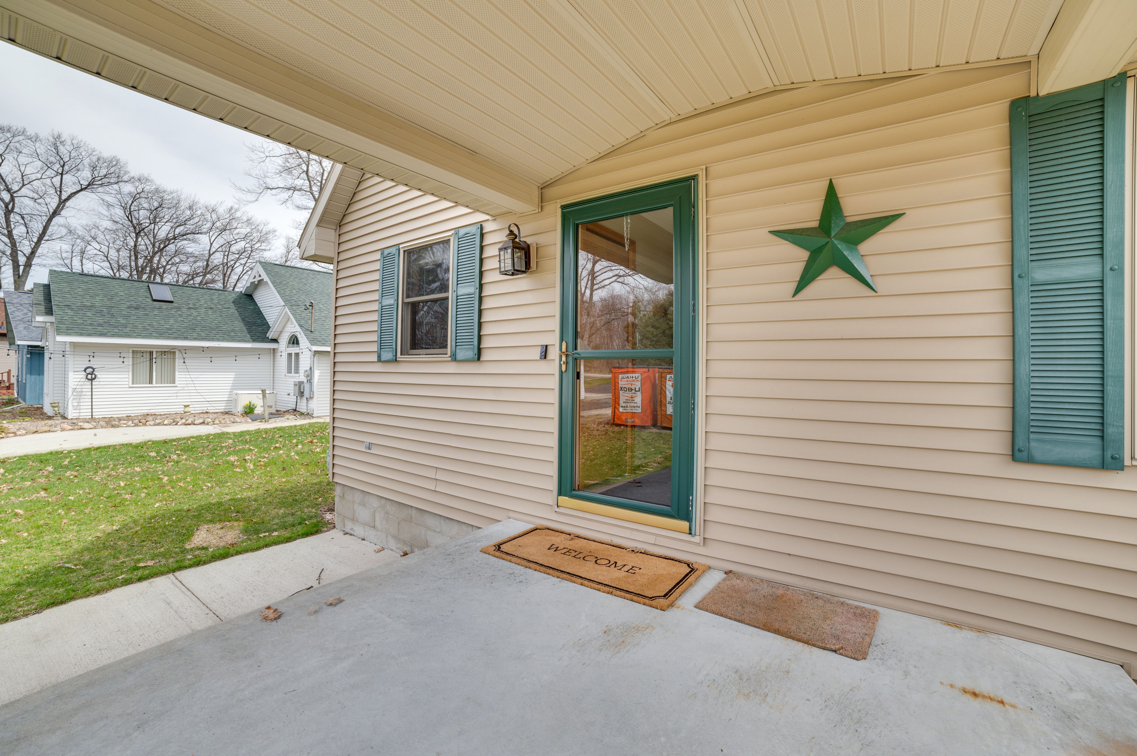 Parking | Driveway (2 Vehicles)