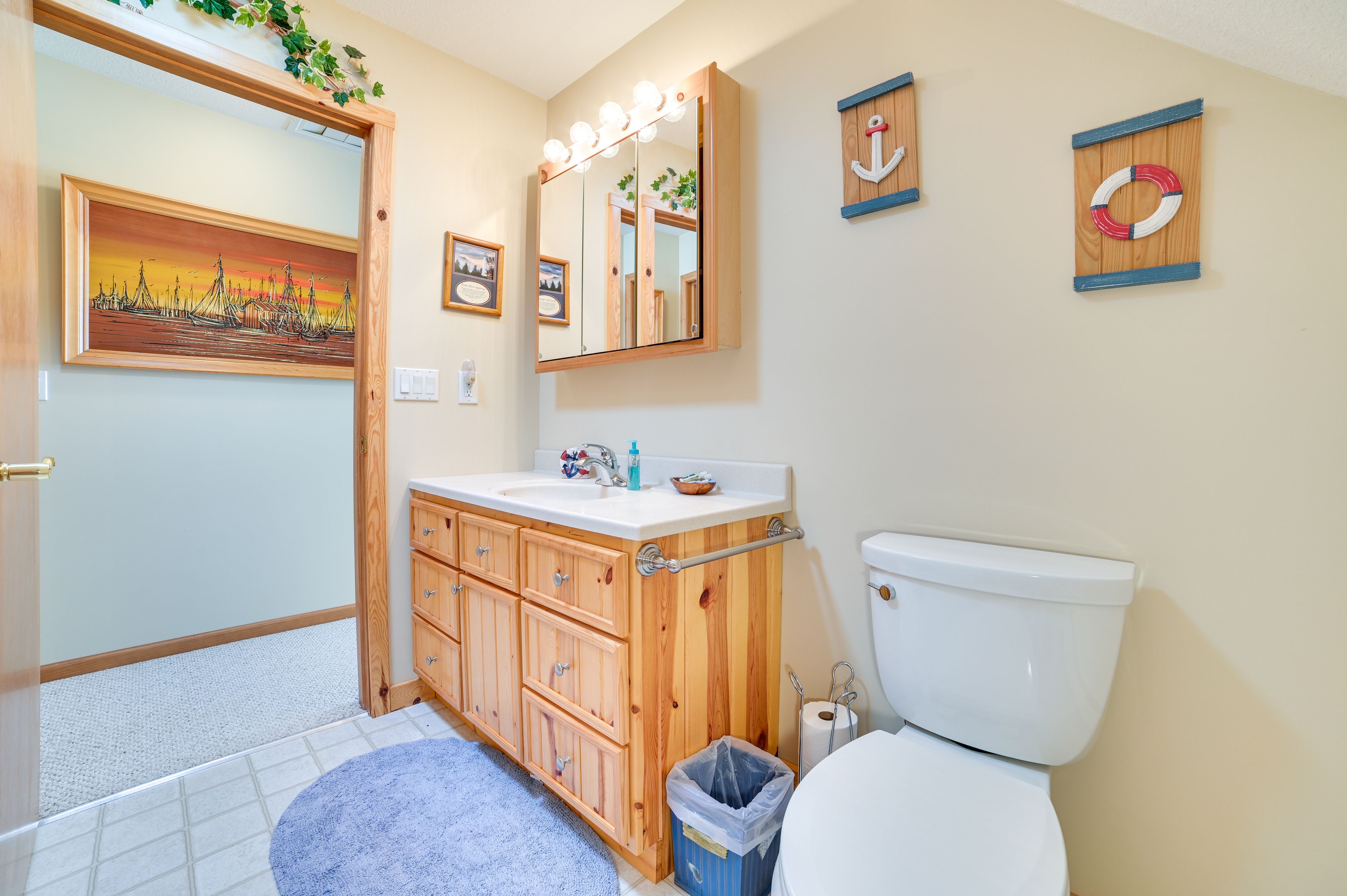 Bathroom | 2nd Floor | Complimentary Toiletries