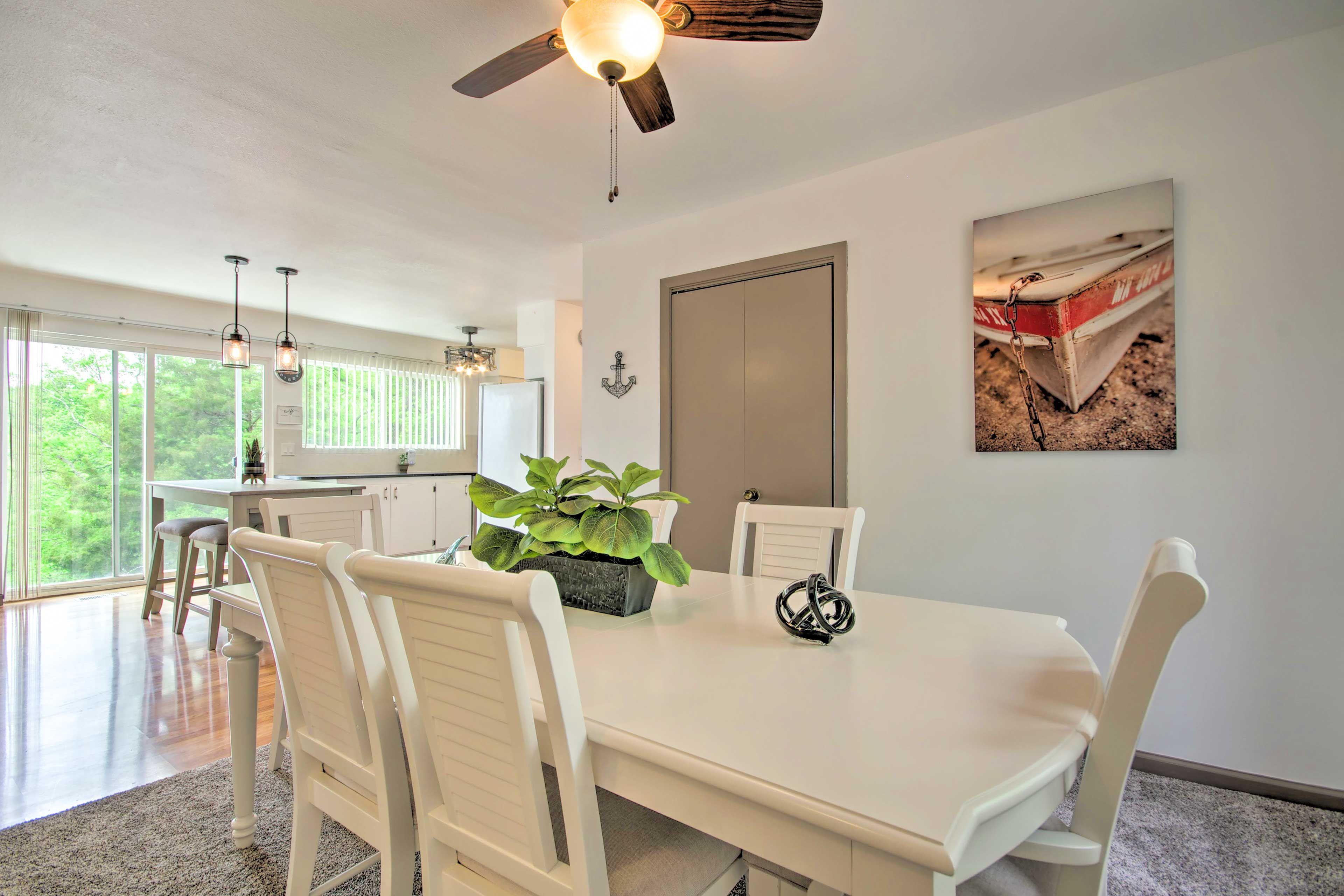 Upper Dining Area