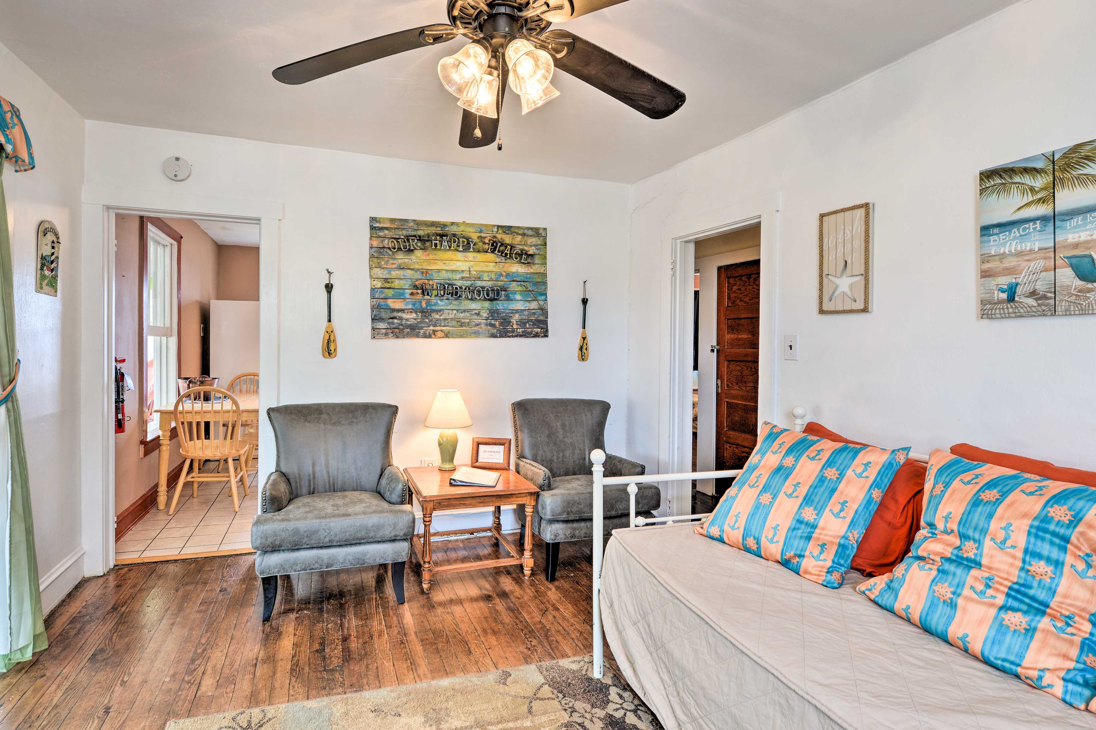 Living Room | Central Air Conditioning