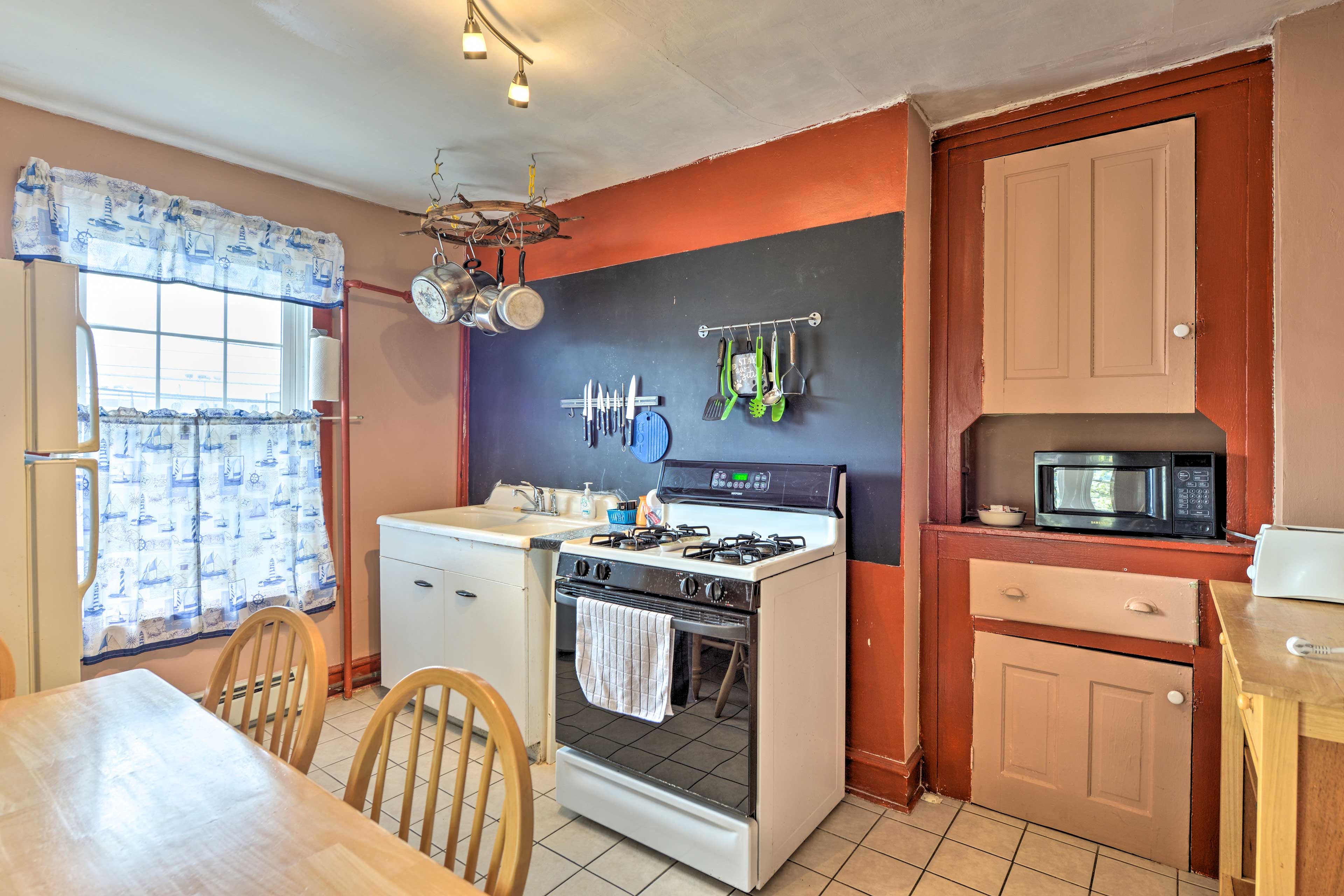 Kitchen | Well-Equipped
