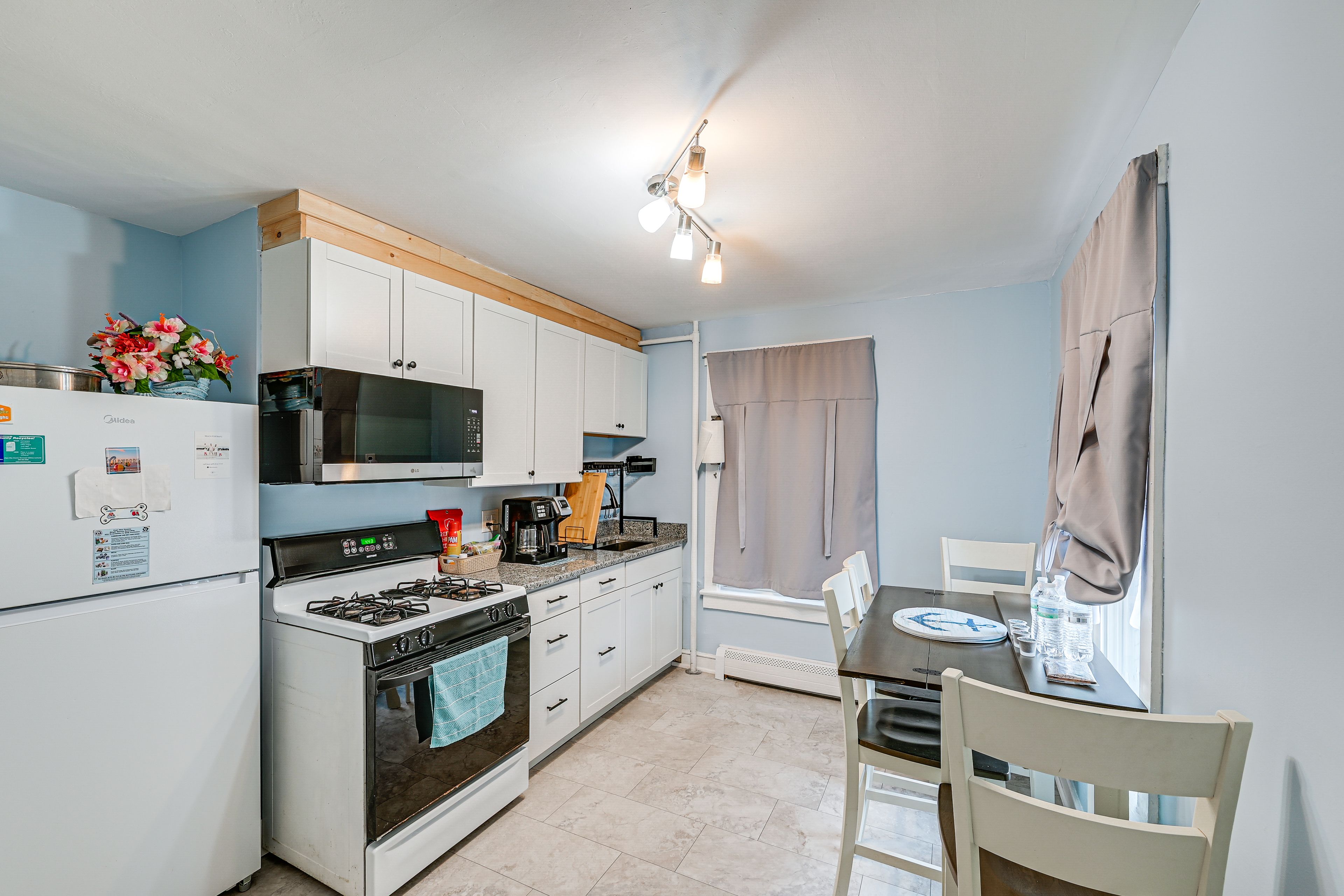 Kitchen | Drip Coffee Maker | Blender