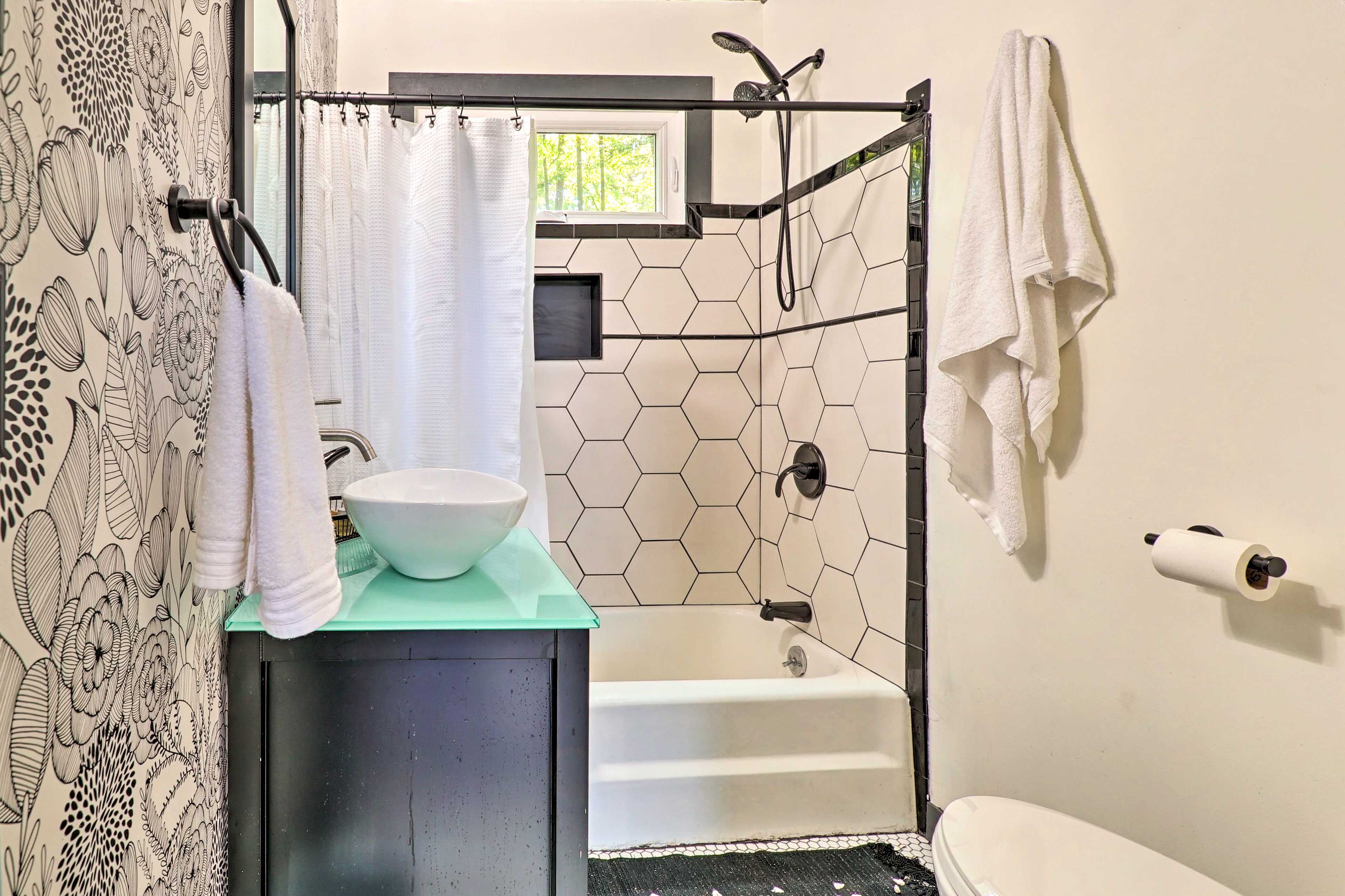 Full Bathroom