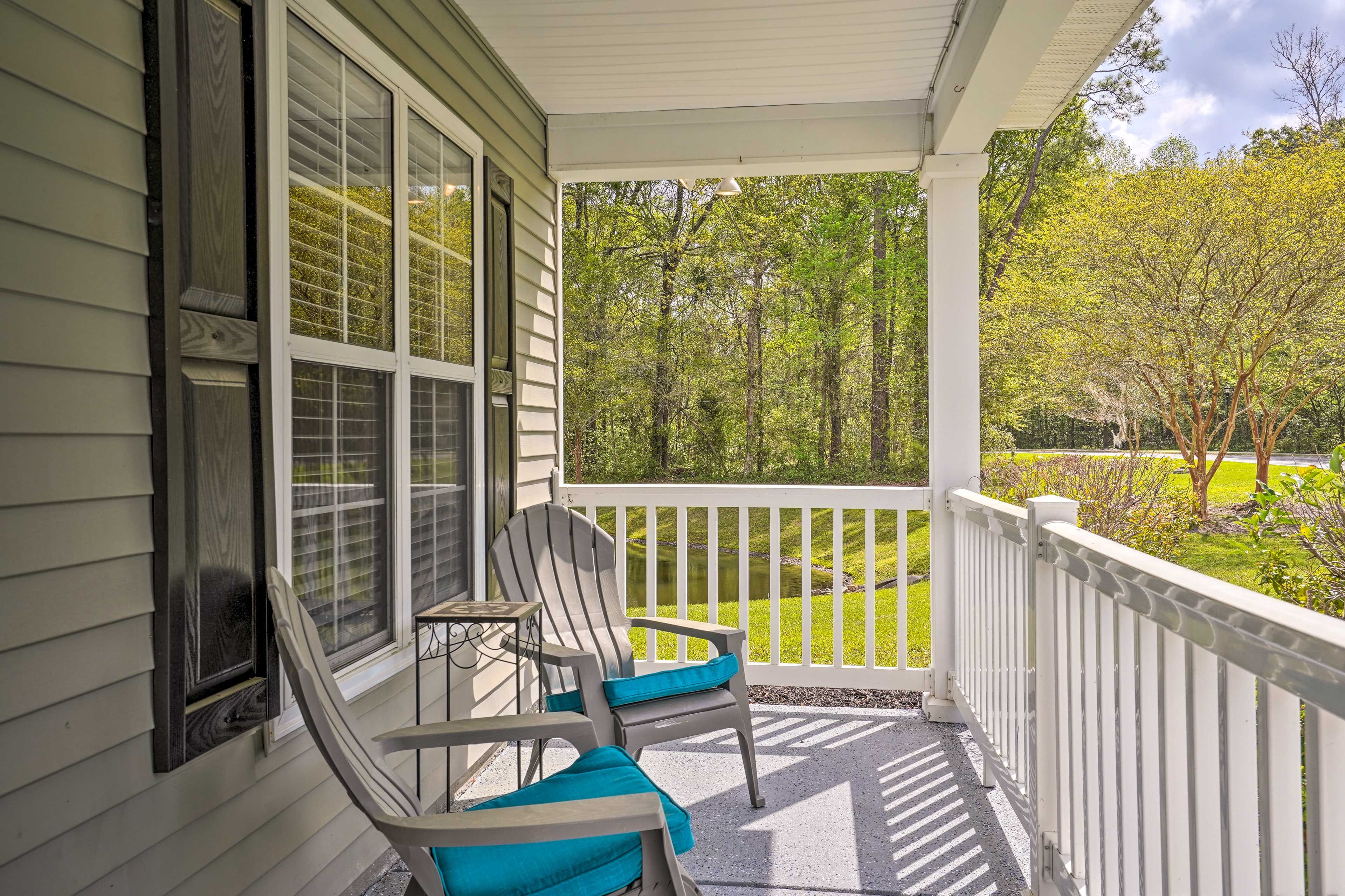 Front Porch | Outdoor Seating