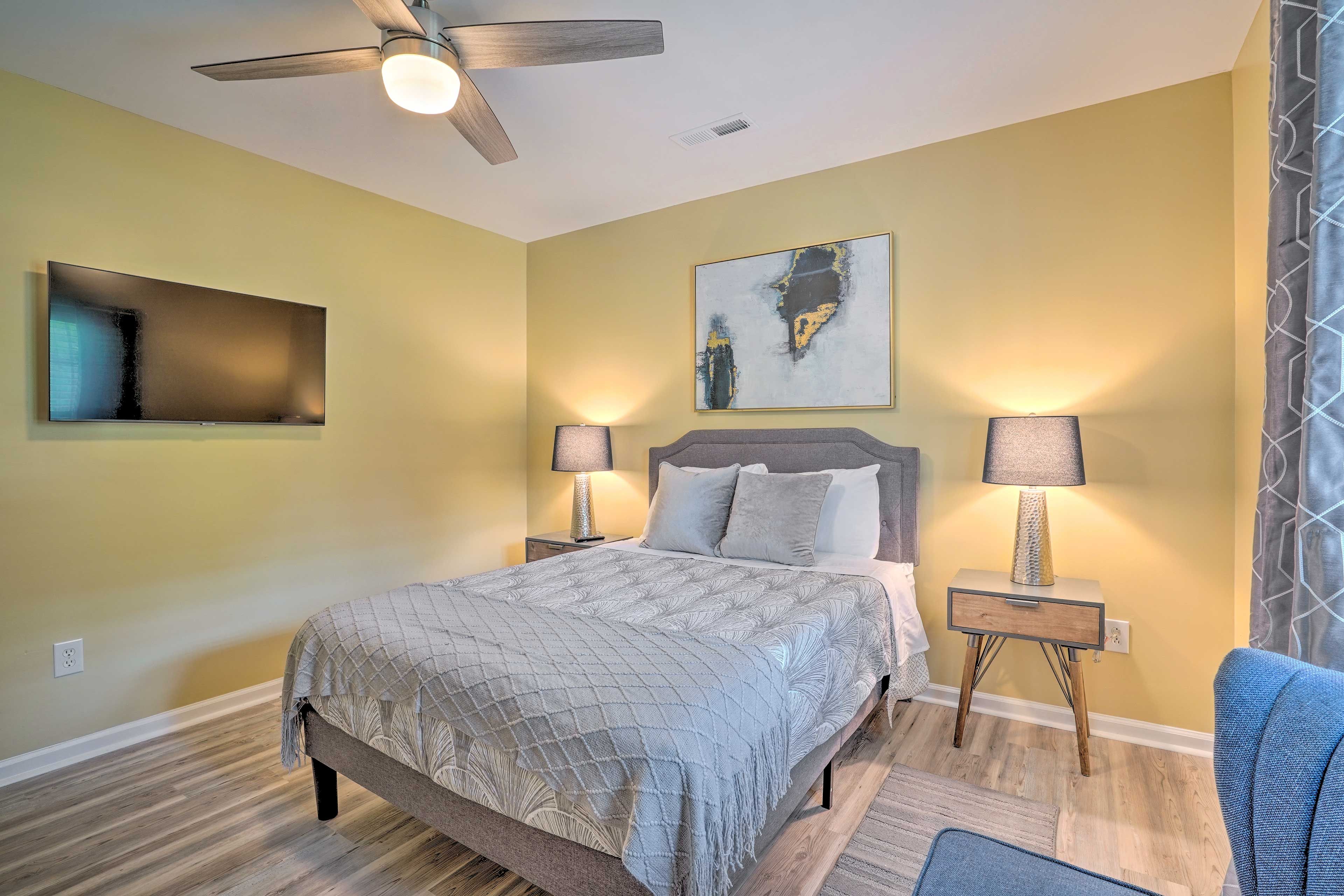 Bedroom 5 | Smart TV