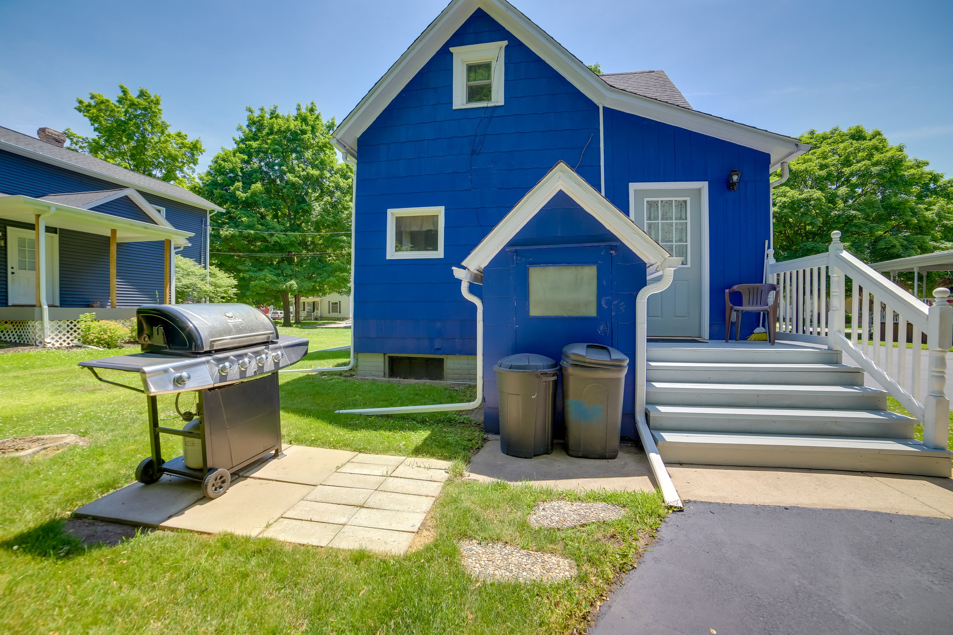 Back Patio | Gas Grill