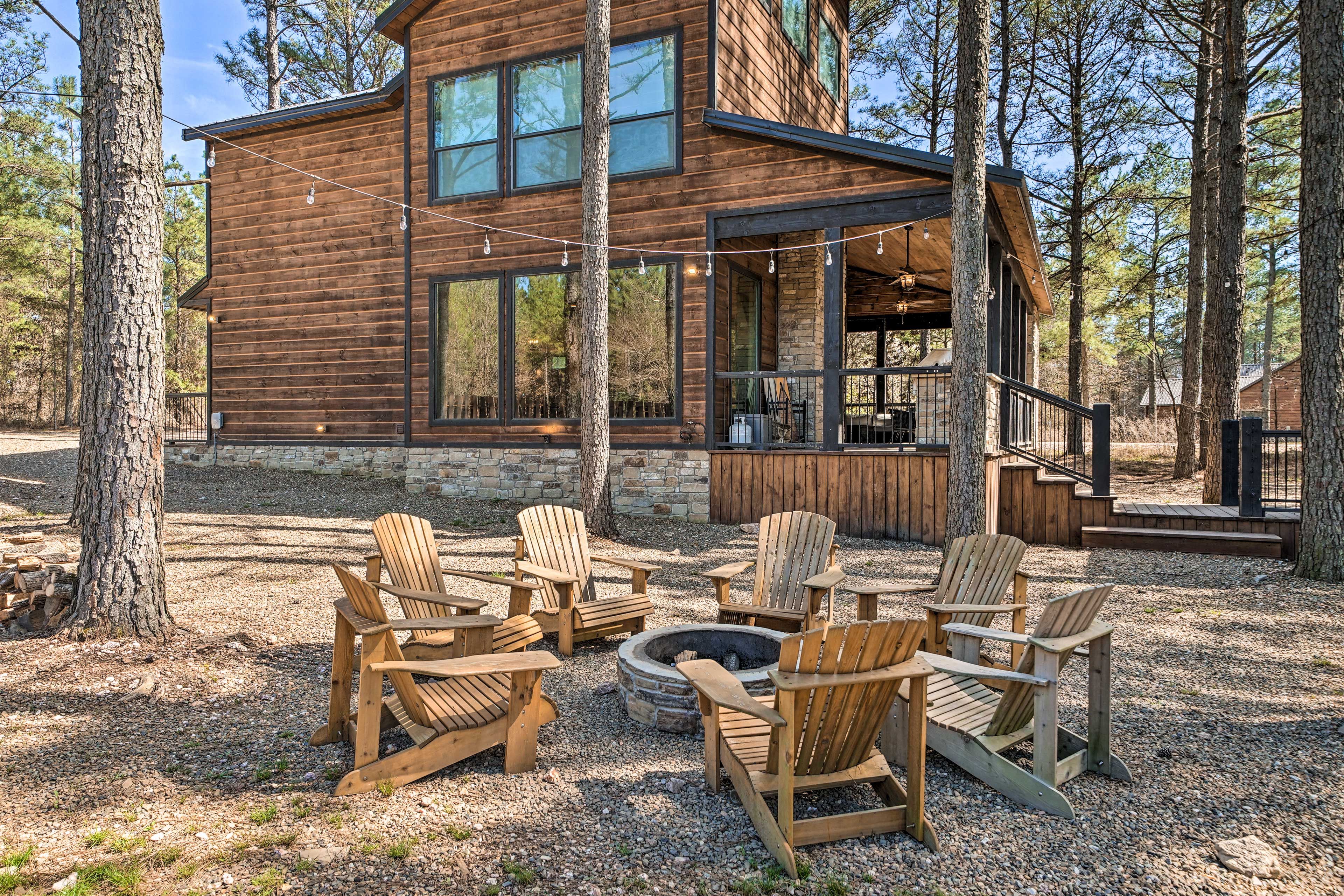 Broken Bow Vacation Rental | 4BR | 3.5BA | 2,320 Sq Ft | Steps Required