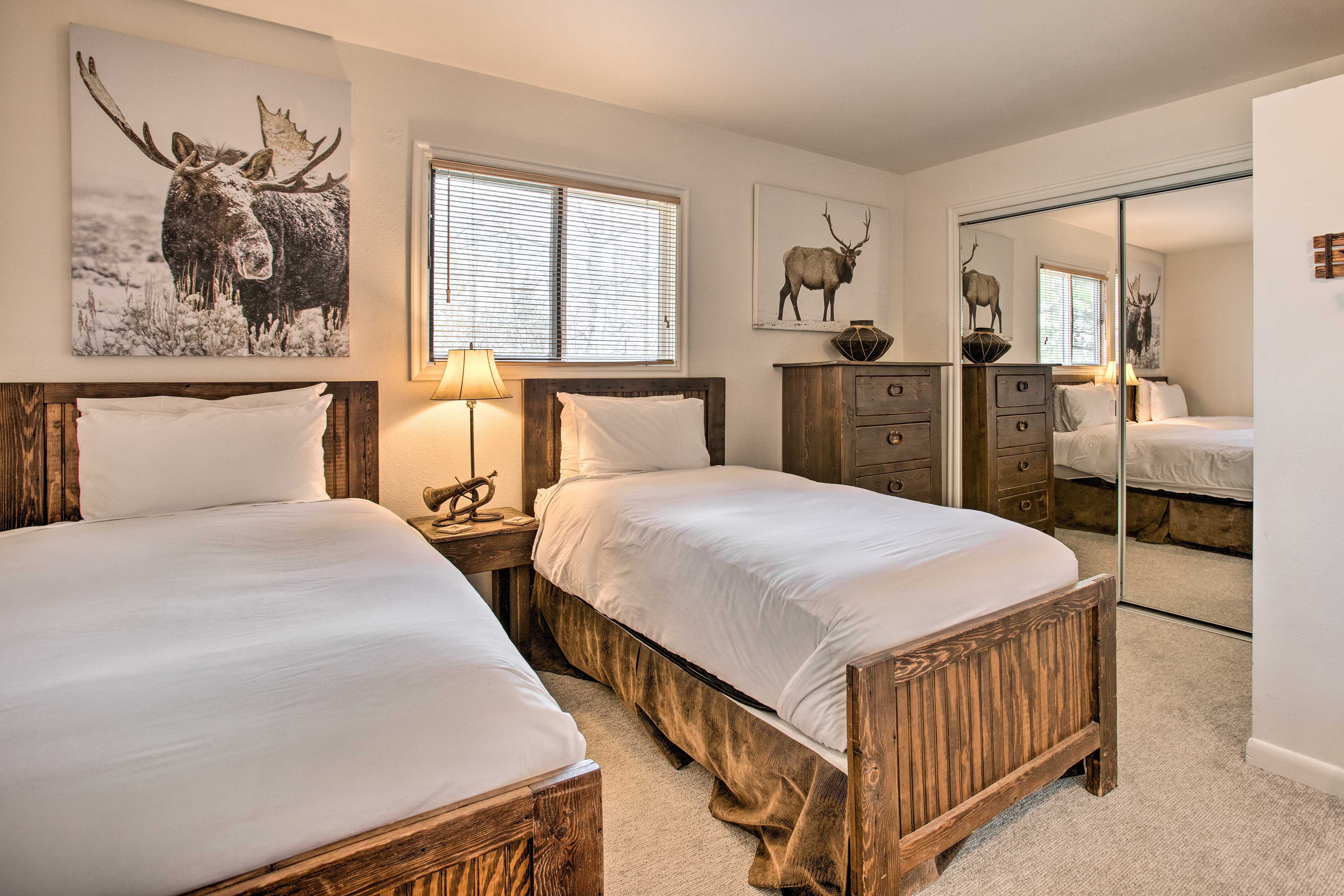 Bedroom 2 | 2 Twin Beds