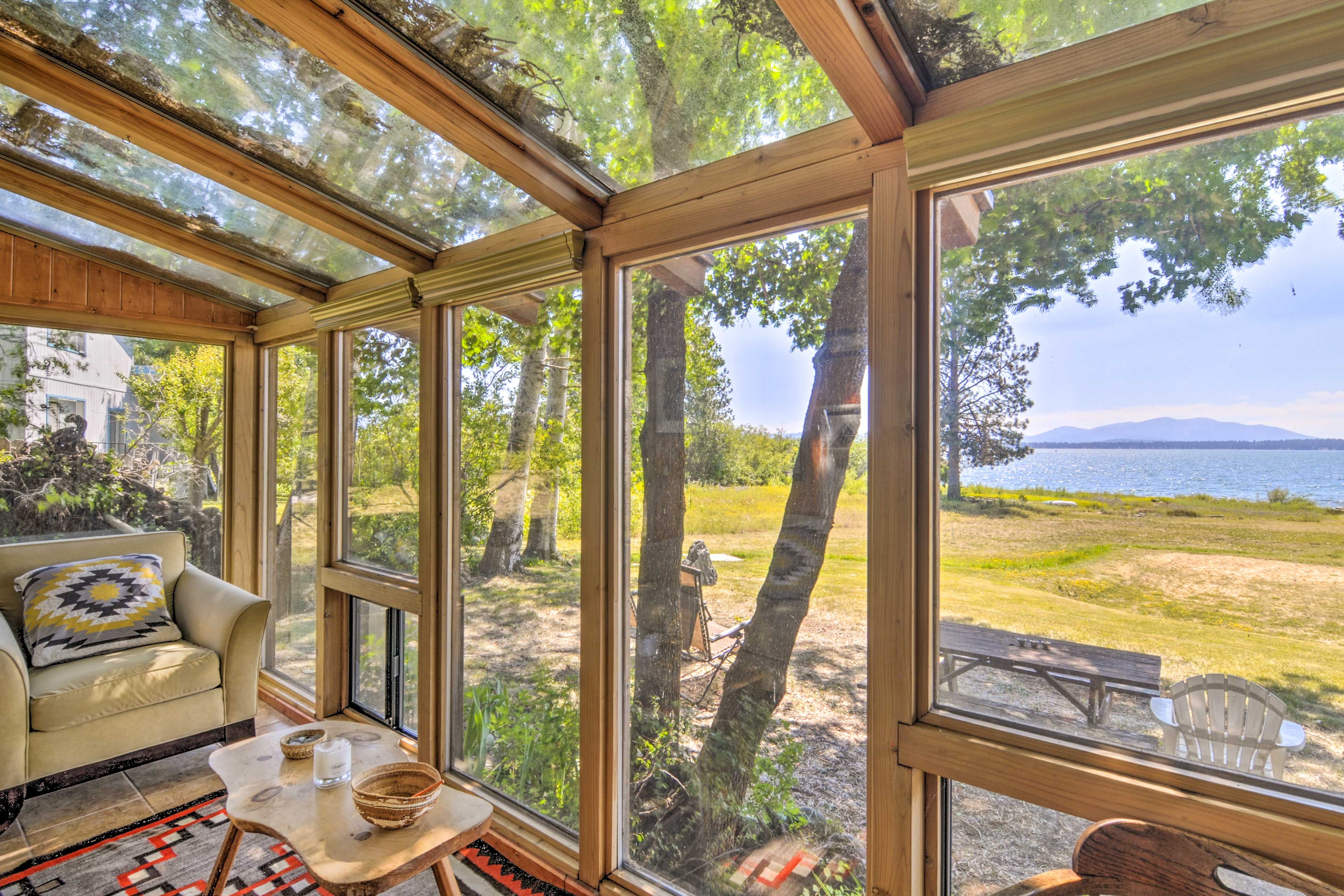 Westwood Vacation Rental | 4BR | 3BA | 3,000 Sq Ft | Access Only By Stairs