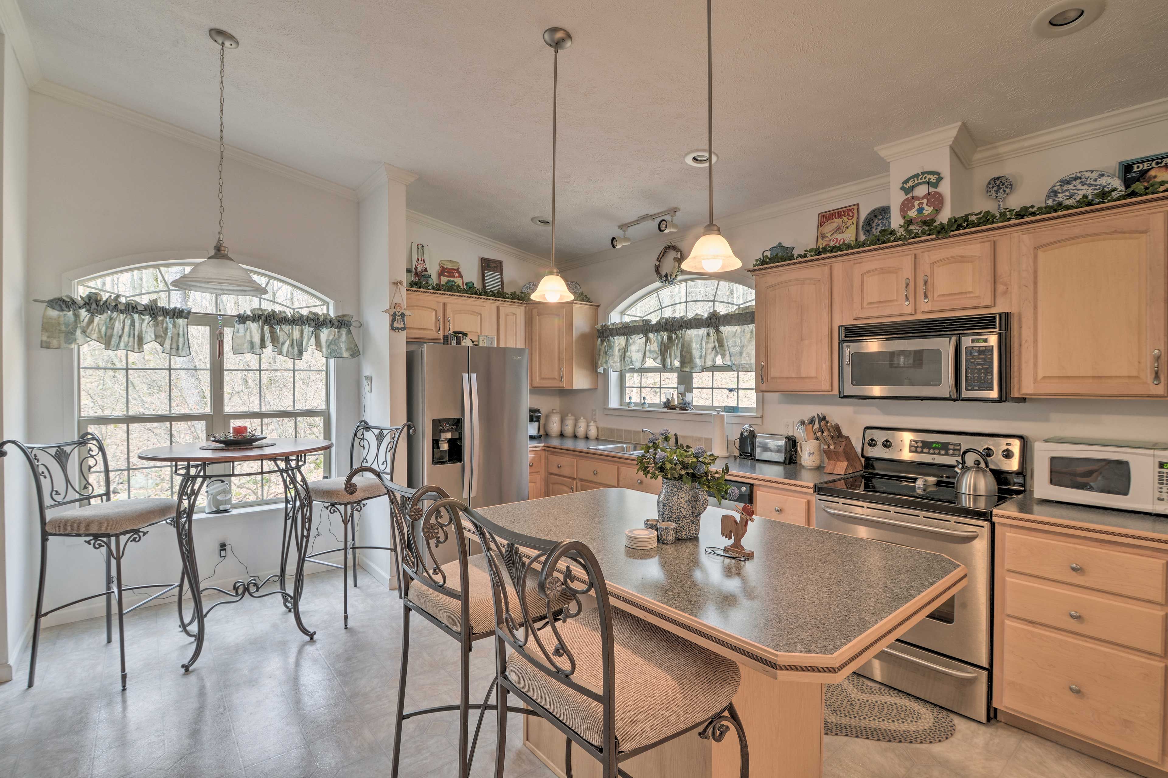 Kitchen | Fully Equipped