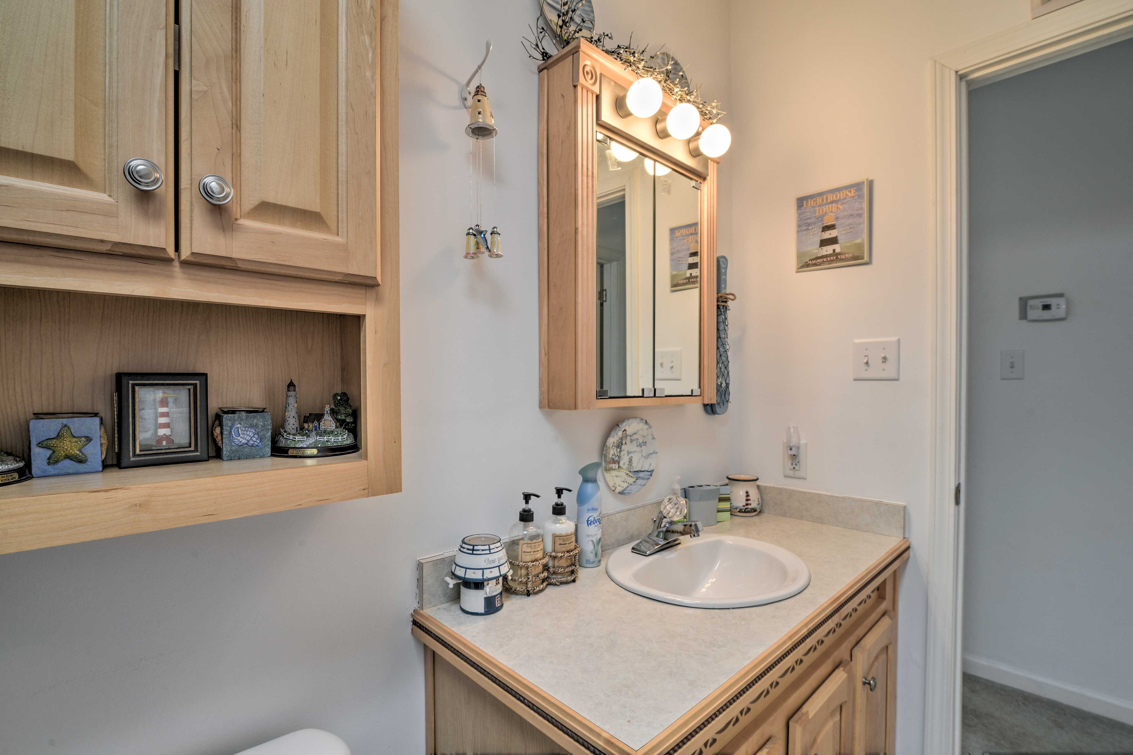 Full Bathroom
