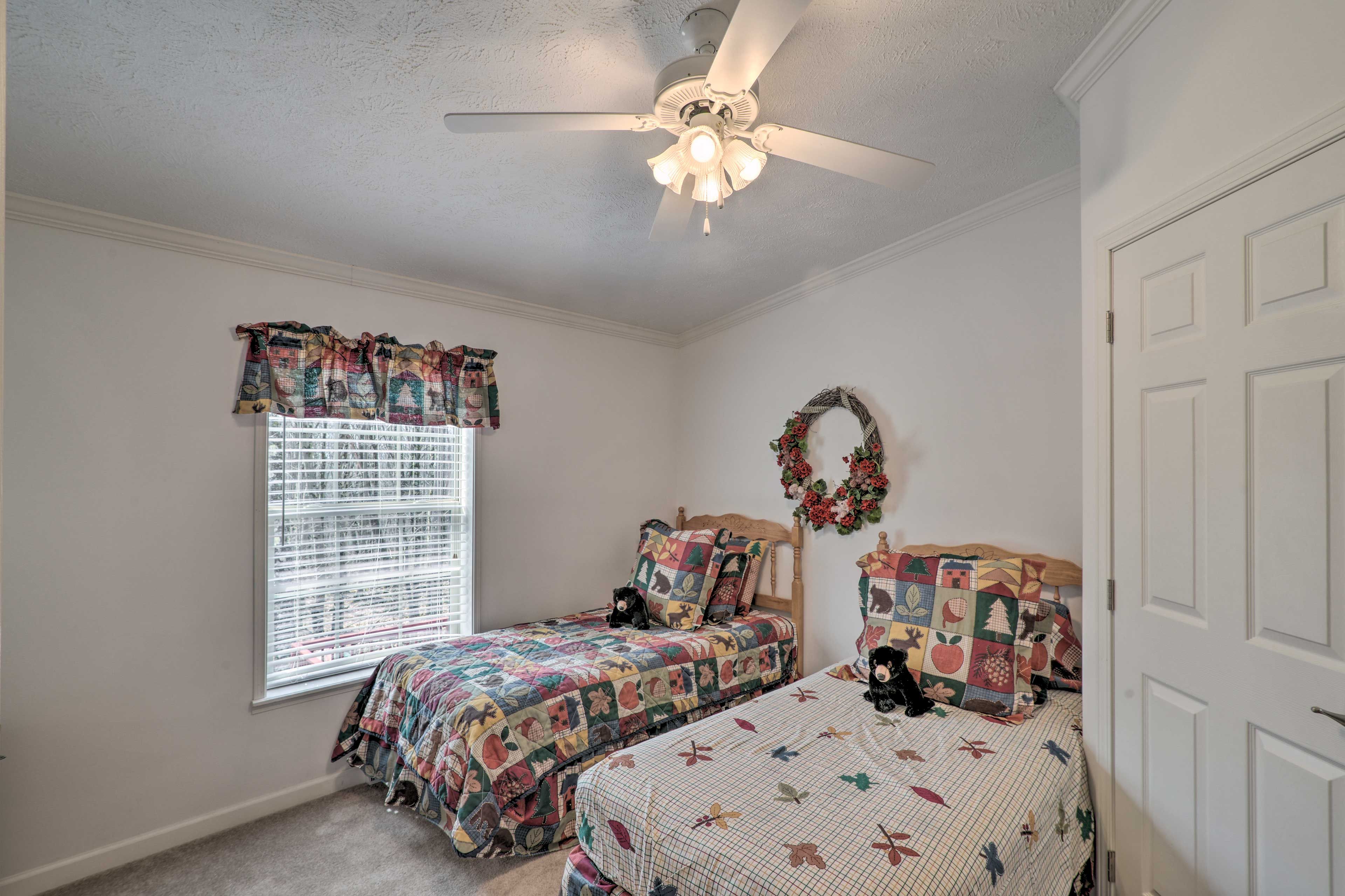 Bedroom 3 | 2 Twin Beds