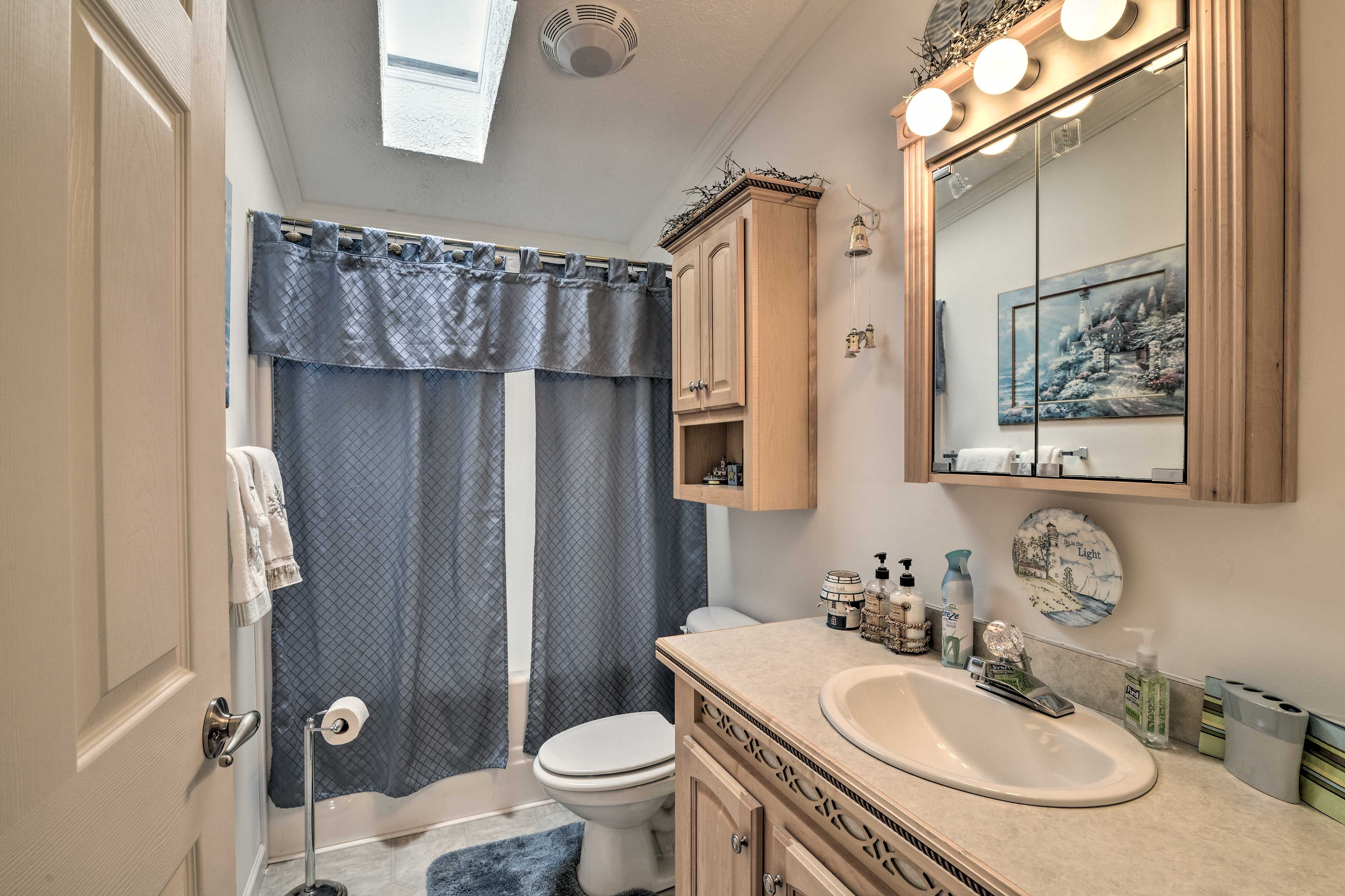 Full Bathroom