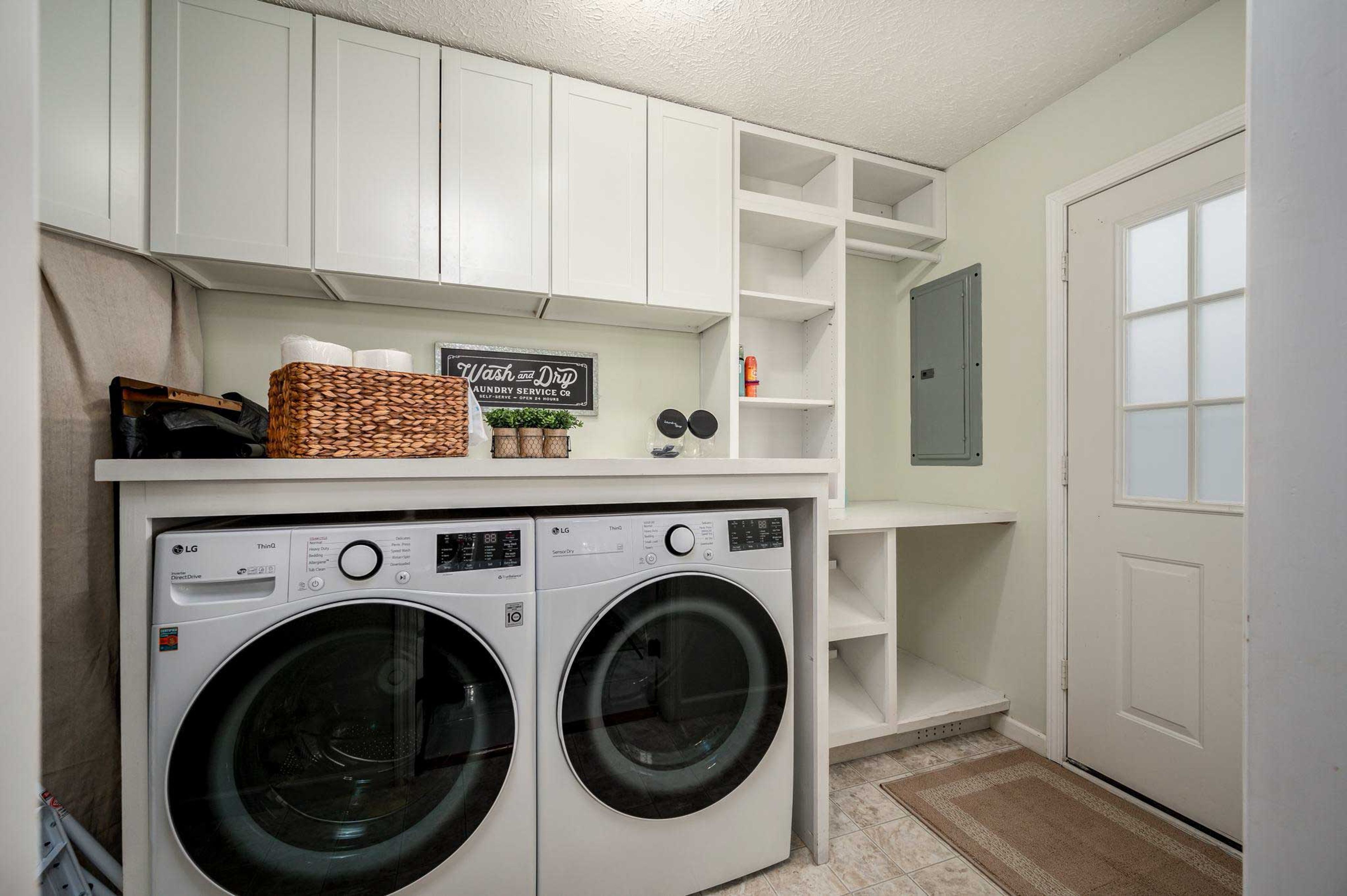 Washer + Dryer | Laundry Detergent