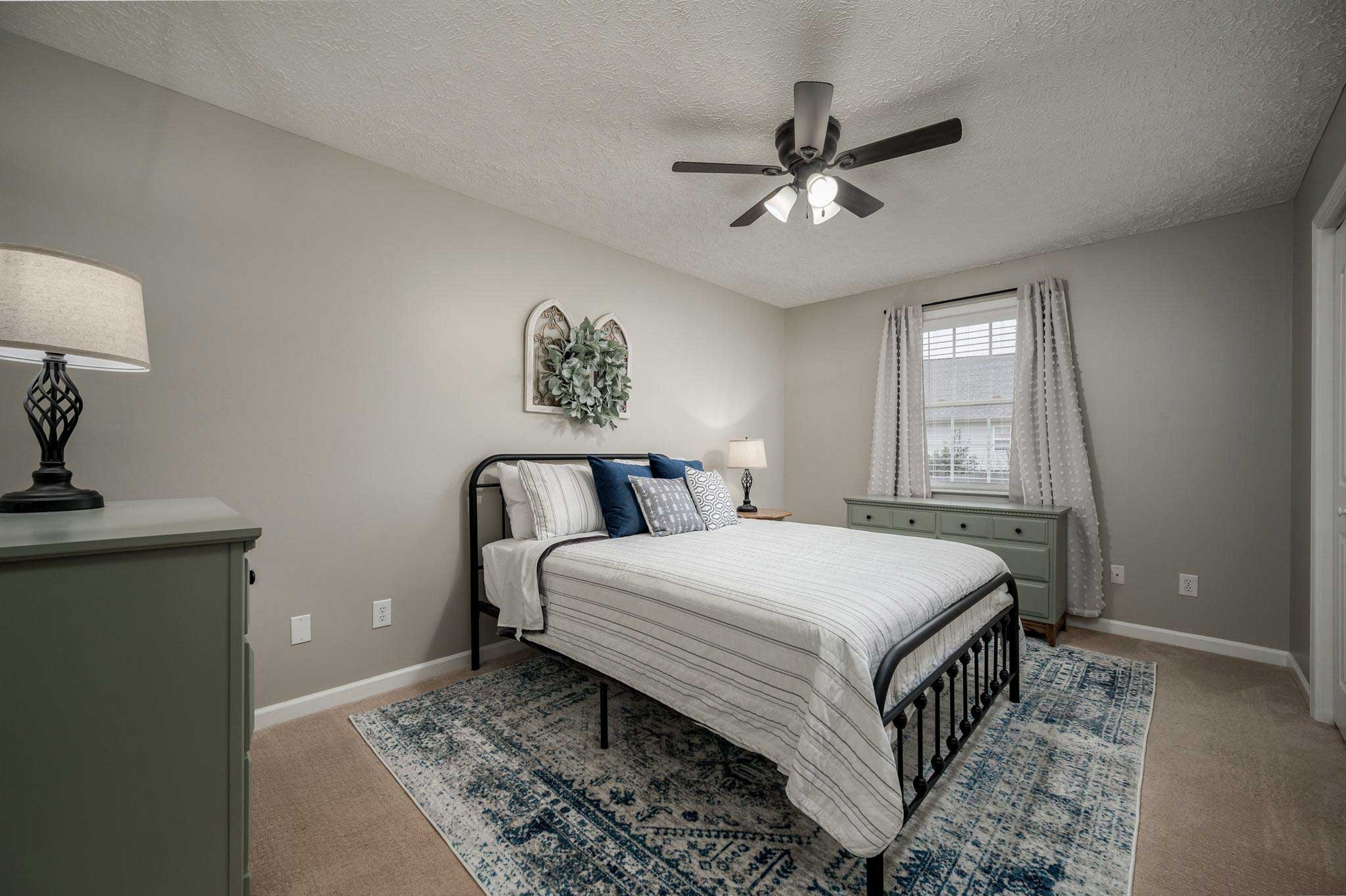 Bedroom 2 | Main Level | Queen Bed