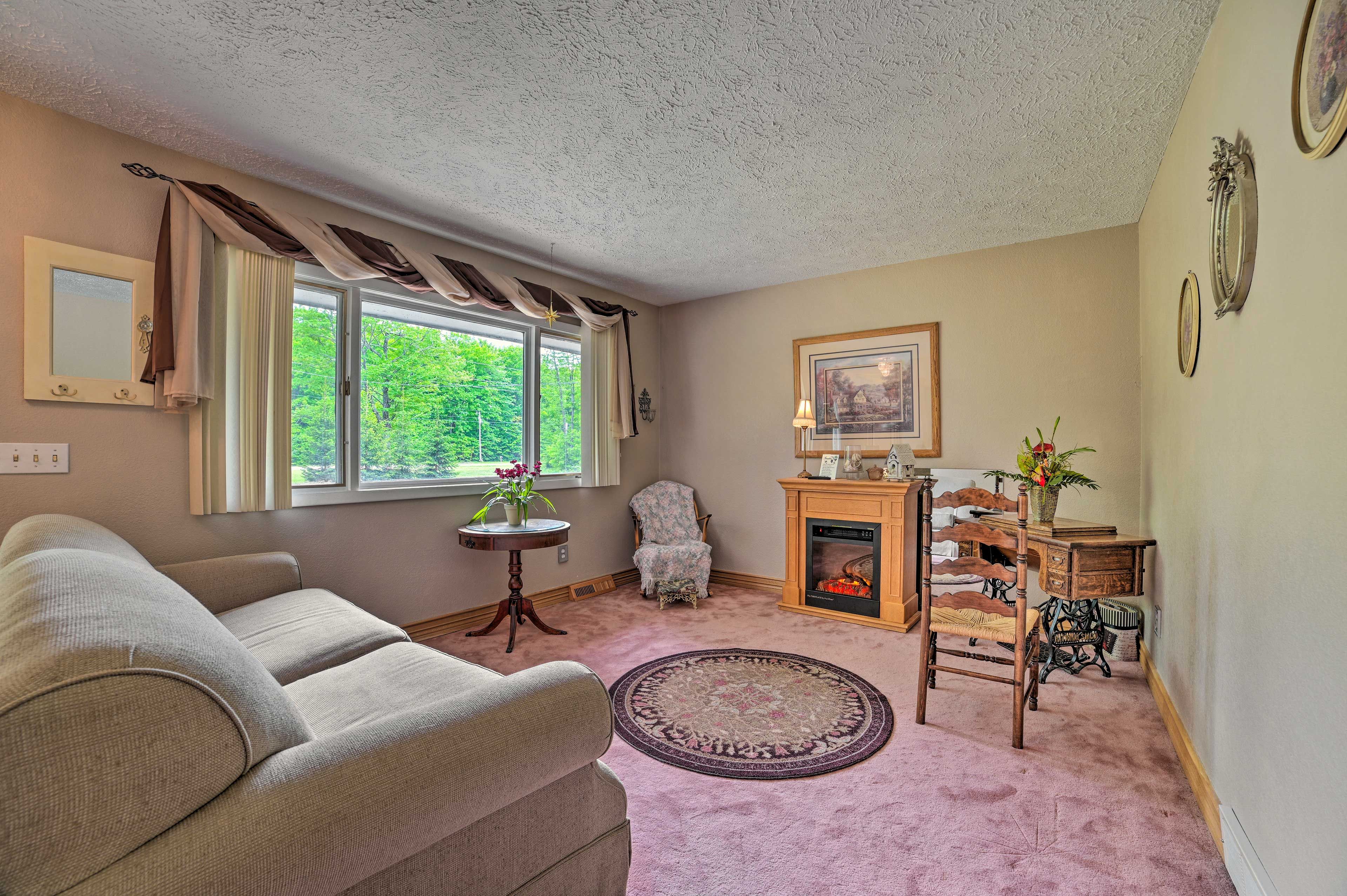 Living Area | Main Level | Sleeper Sofa | Electric Fireplace