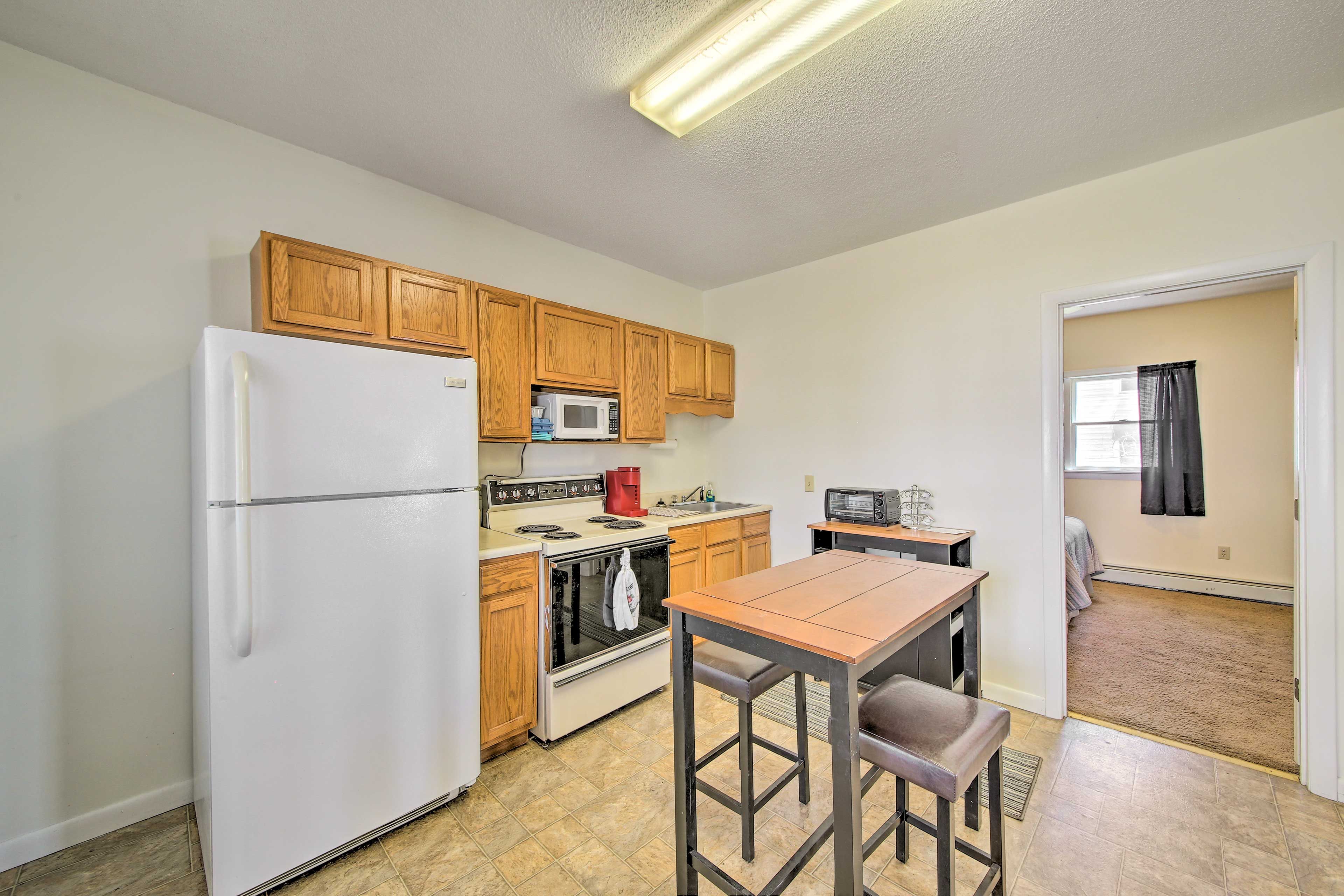 Bingham Vacation Rental | 1BR | 1BA | Stairs Required | 625 Sq Ft