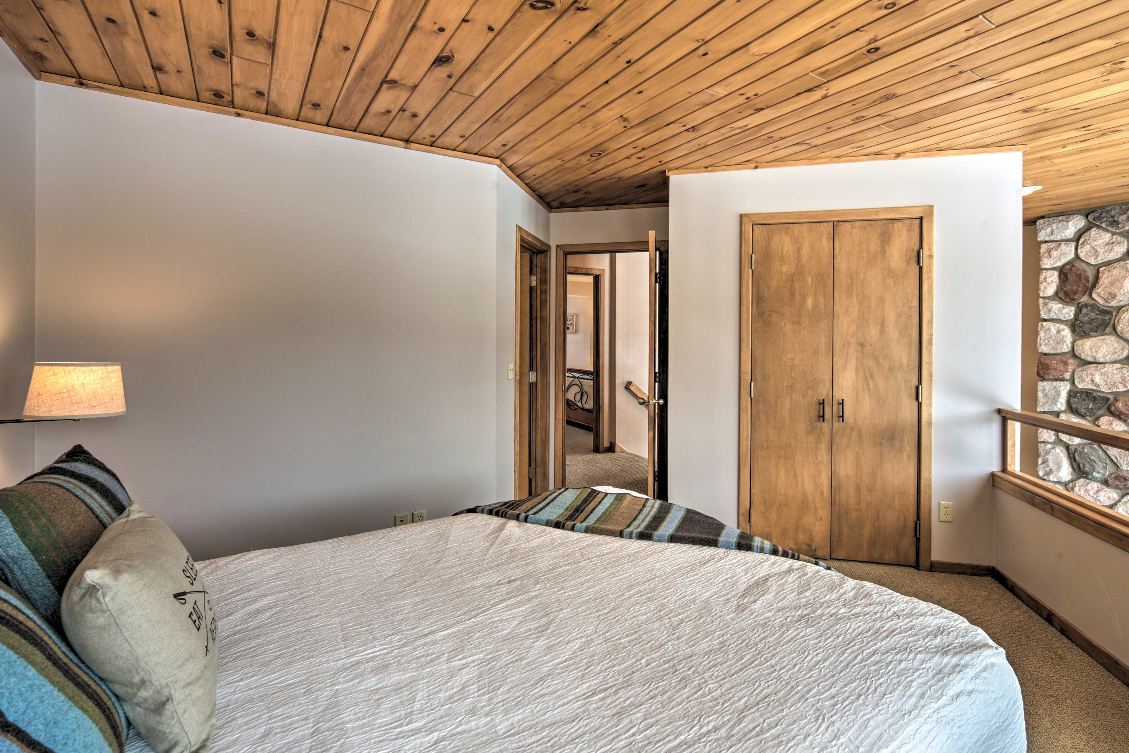 Bedroom 4 (Loft)