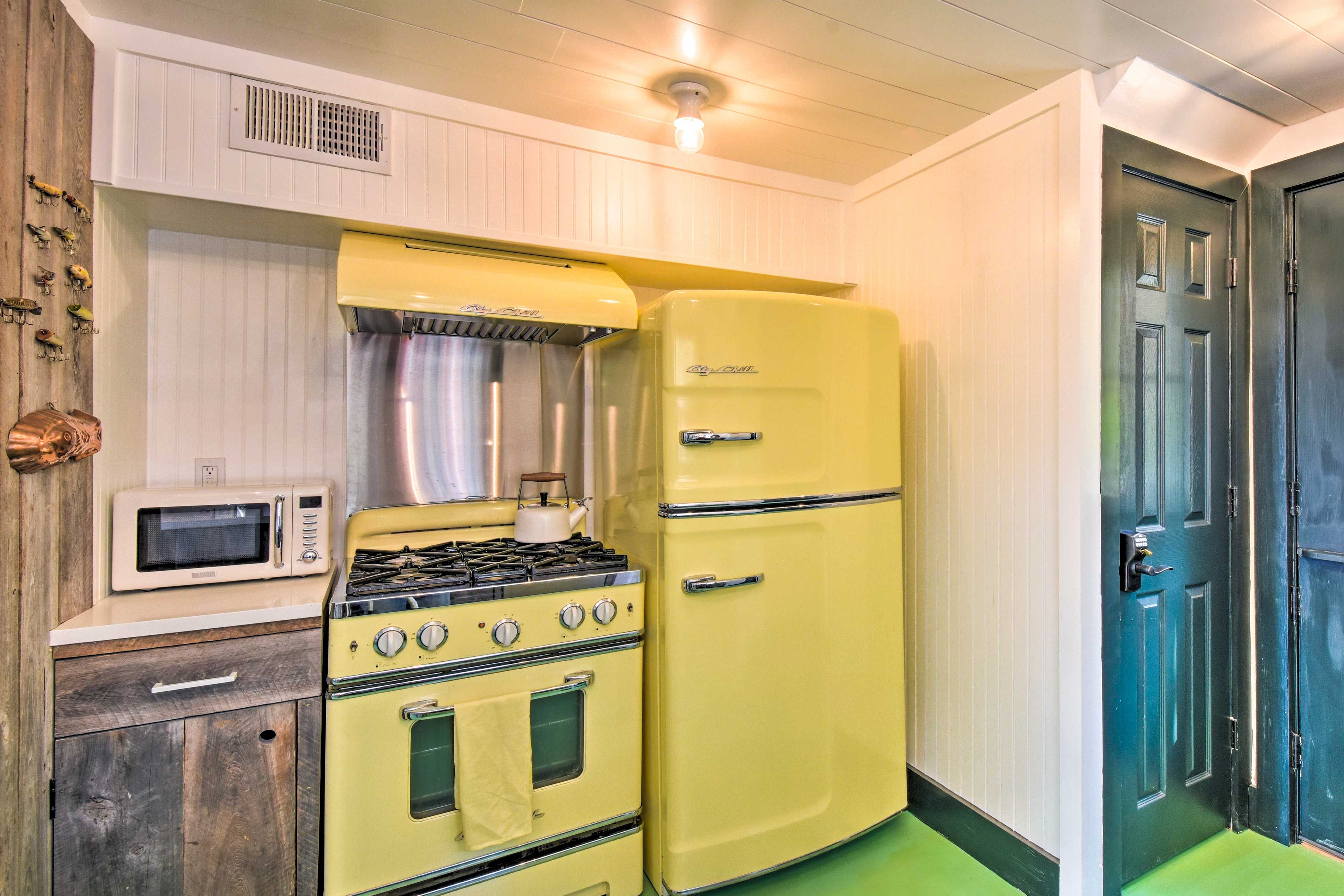 Kitchen | Ice Maker