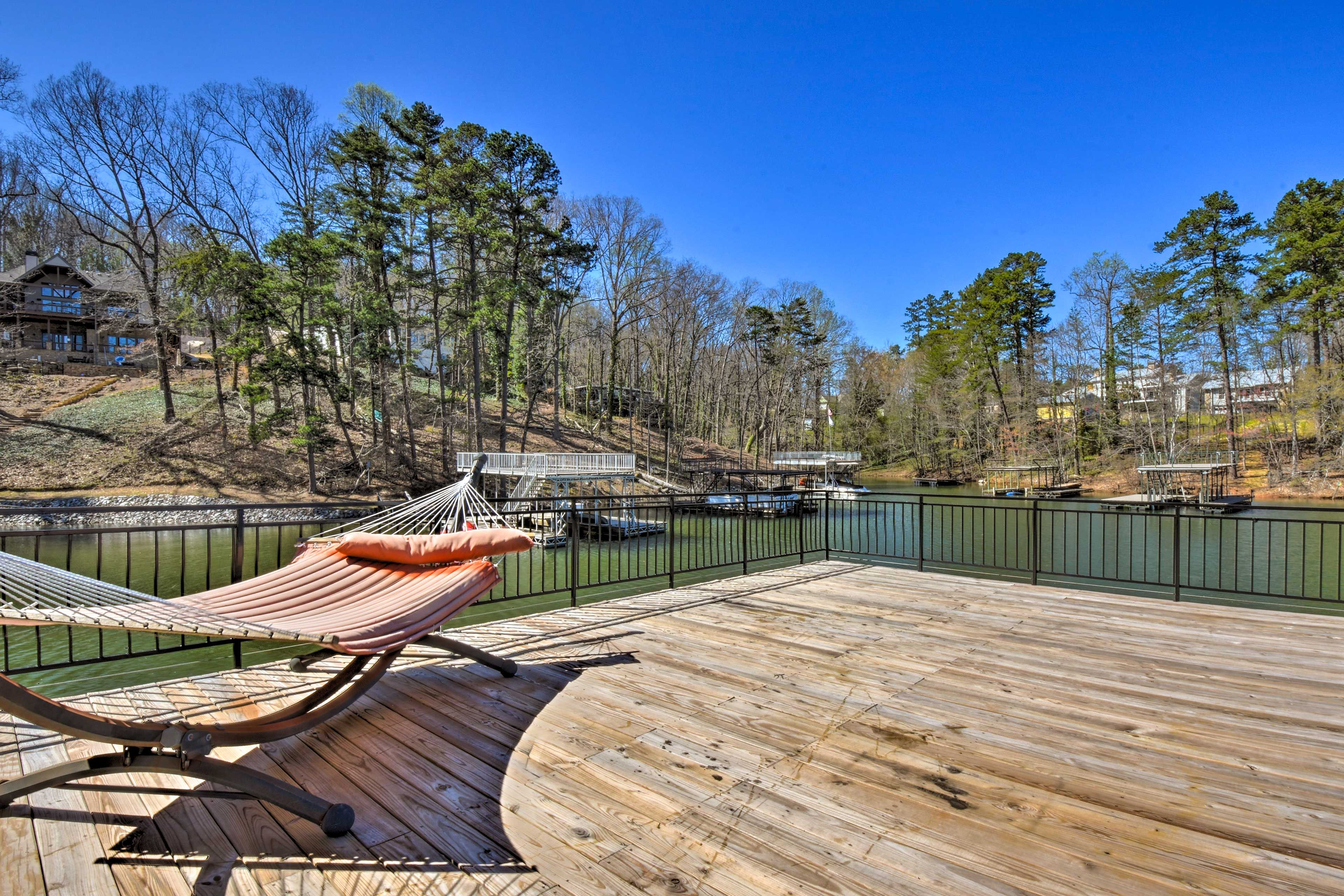Private Dock | Sundeck