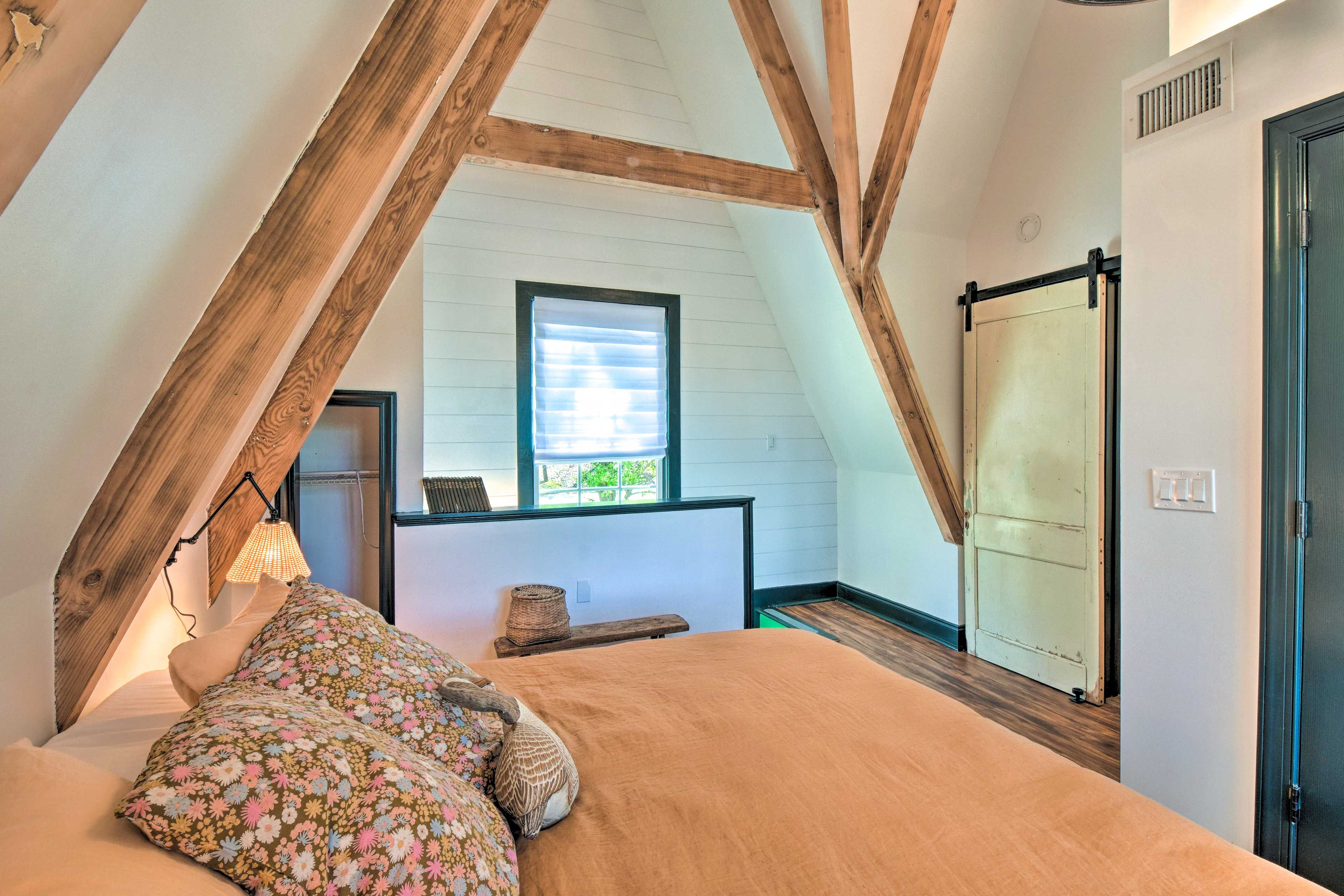 Bedroom 1 (Loft)