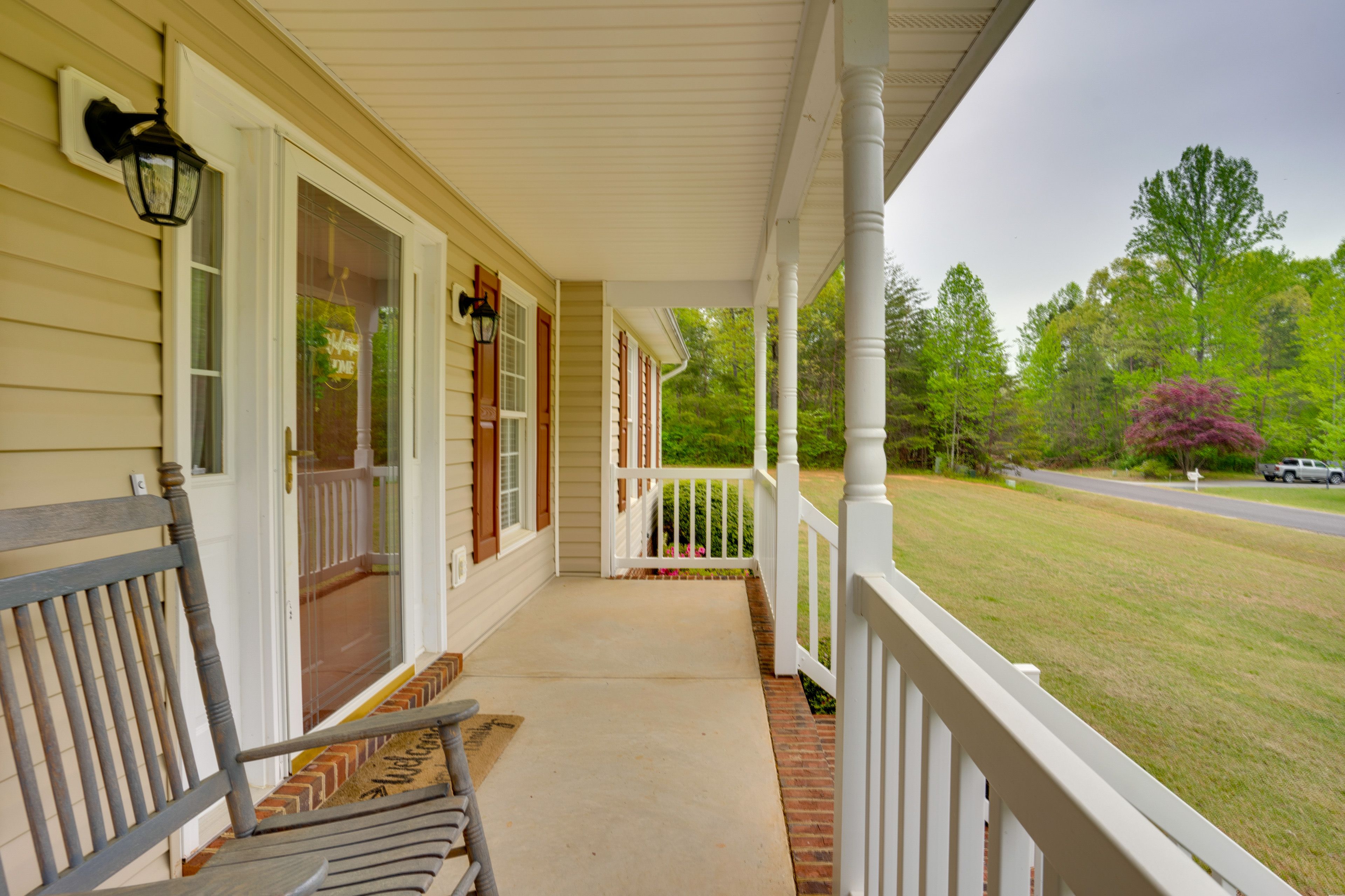 Exterior | Porch | Rocking Chairs | Keyless Entry