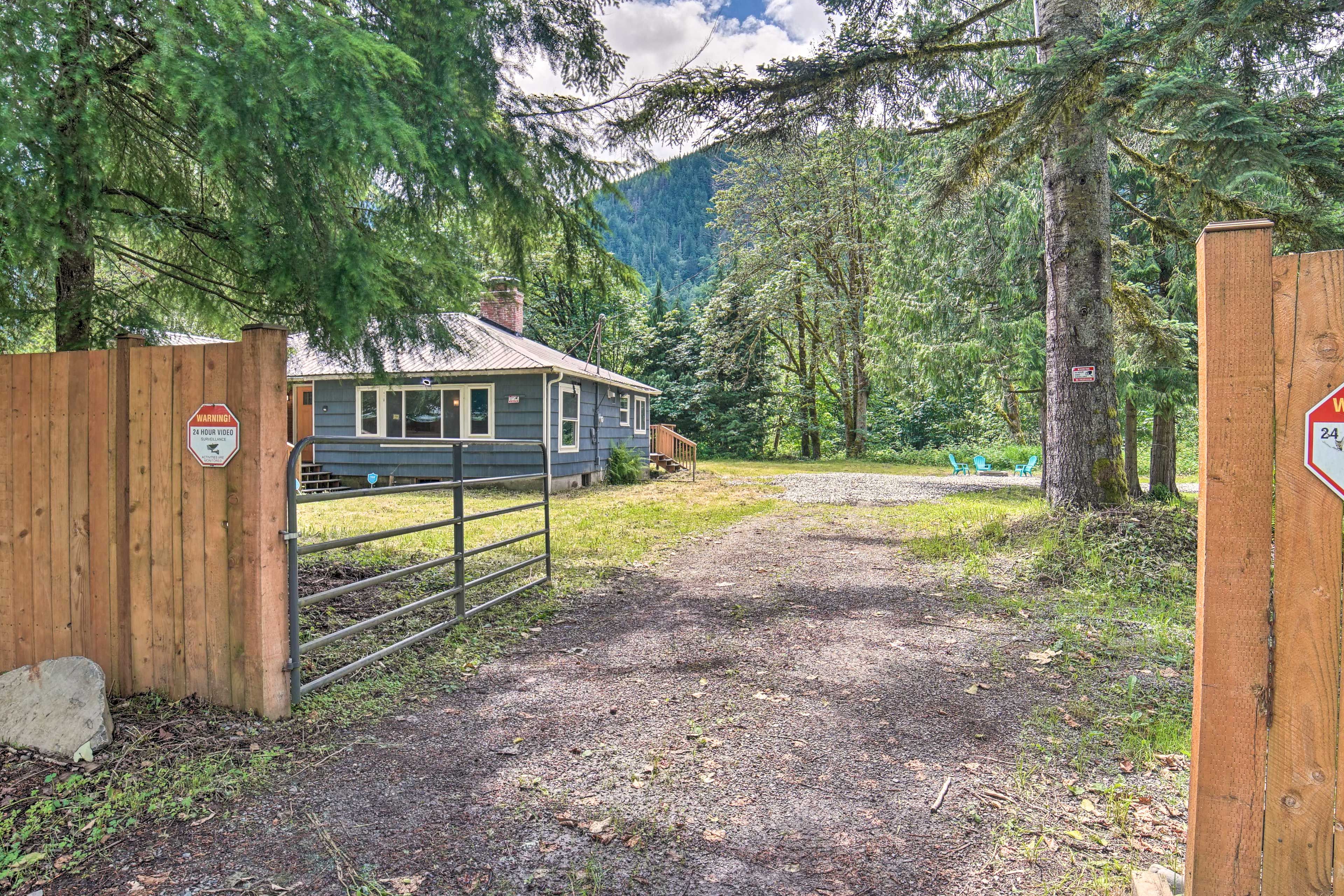 Home Entrance | Private Parking
