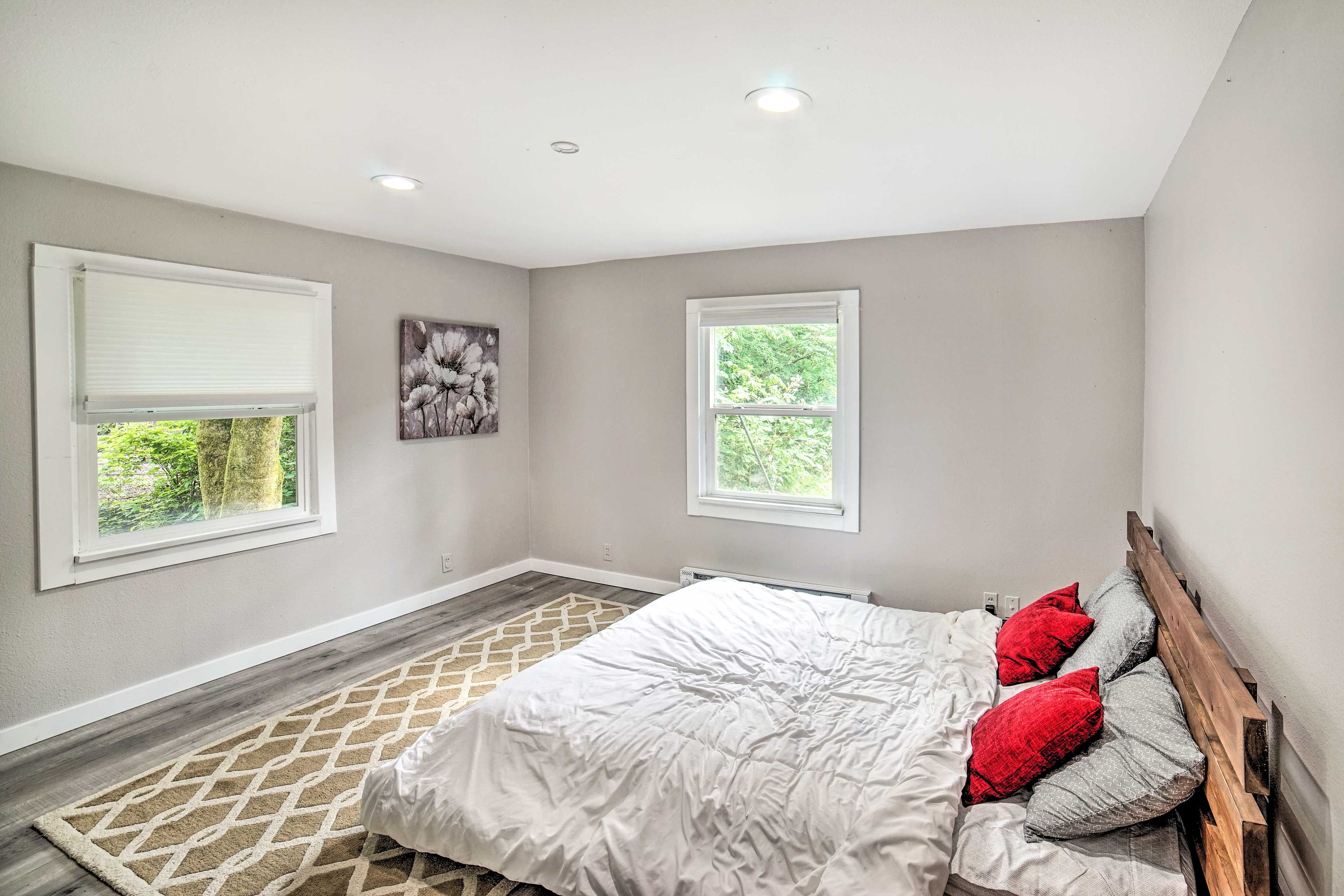 Bedroom 2 | Queen Bed