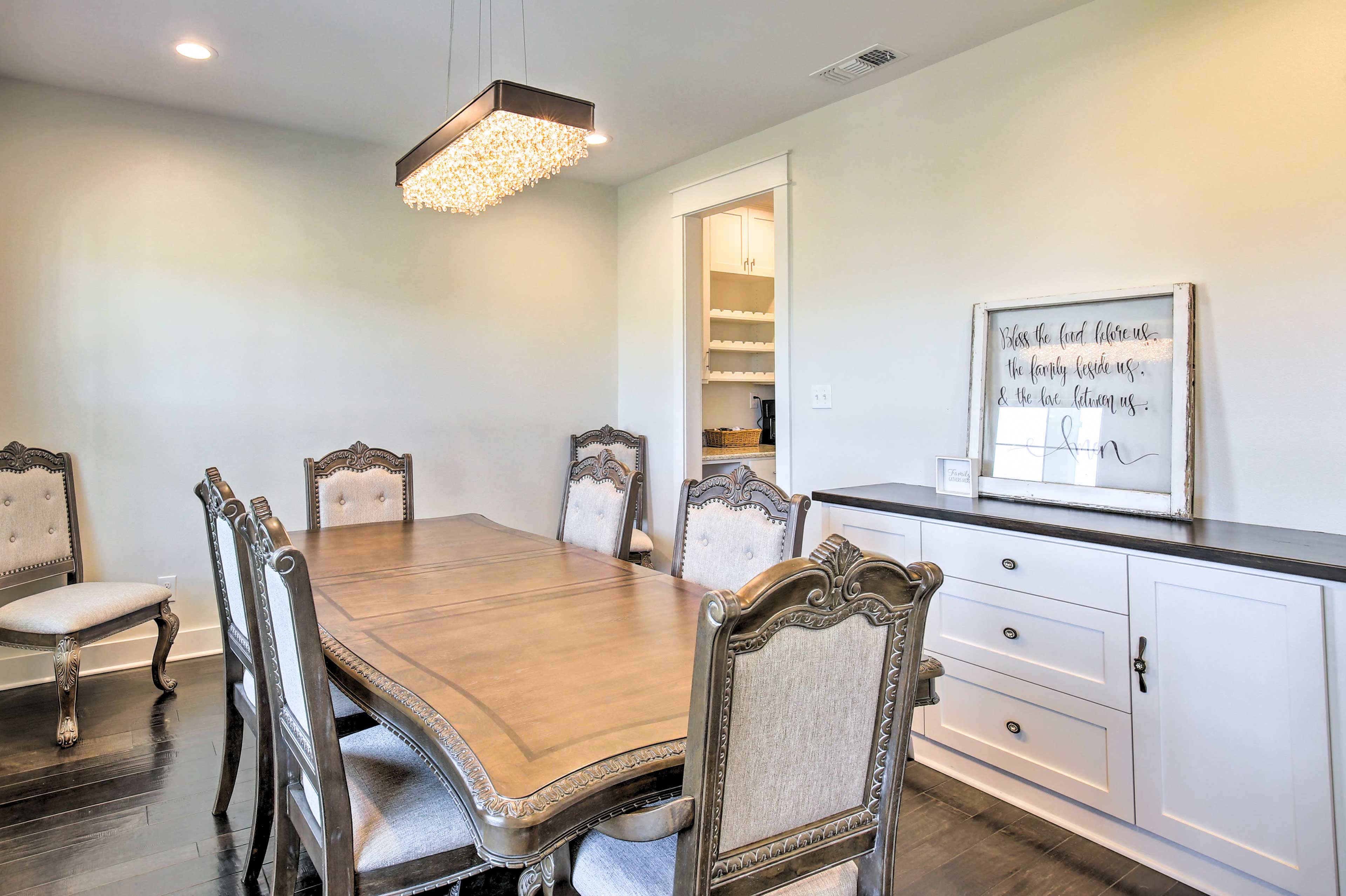 Dining Area | Main Floor